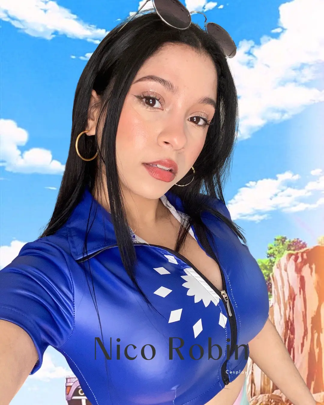 One Piece cosplayer gets the perfect Nico Robin makeover