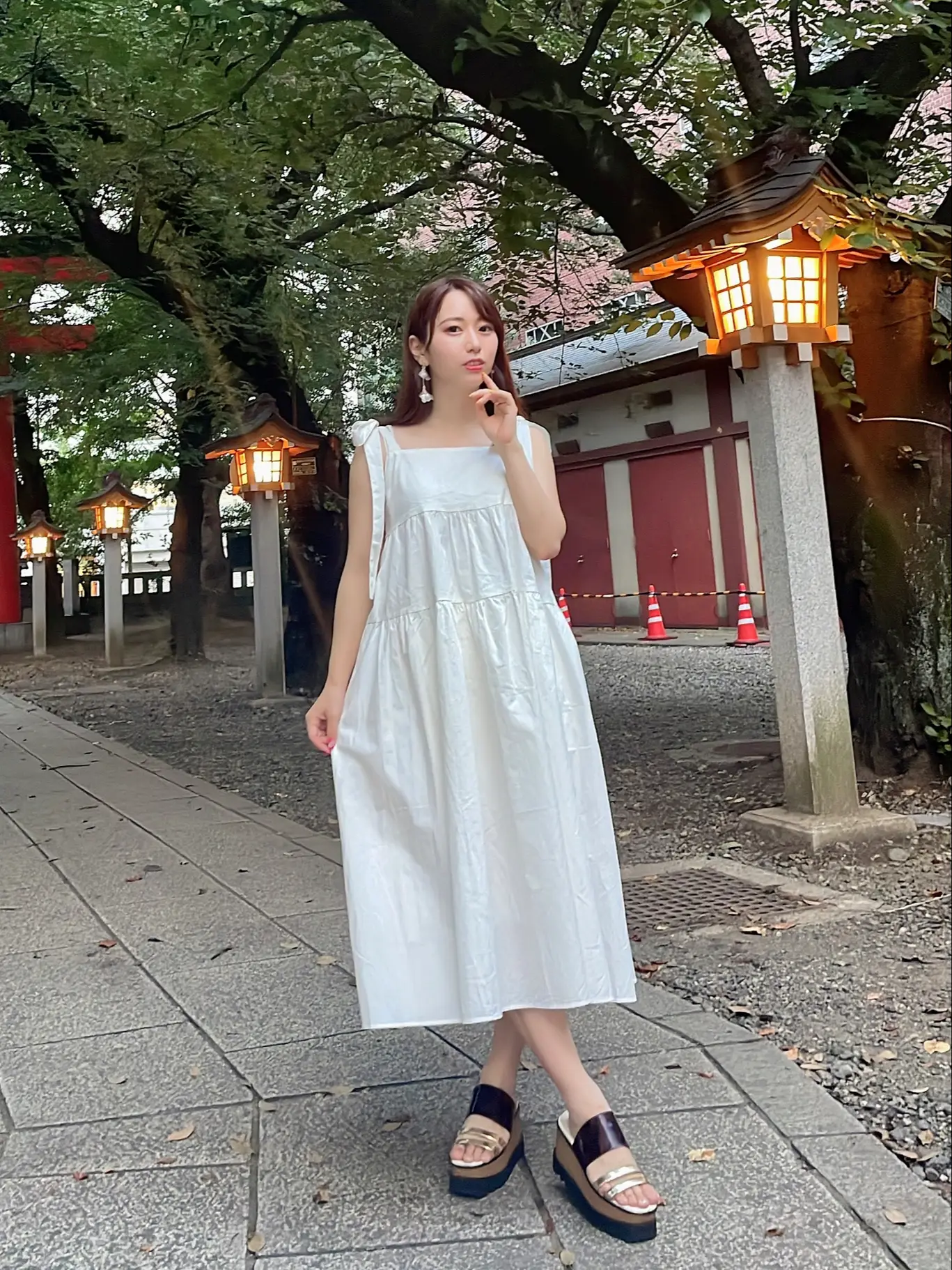 夏の思い出｝白ワンピがエモい🍧 | 愛莉香🌹150cm/低身長が投稿した  