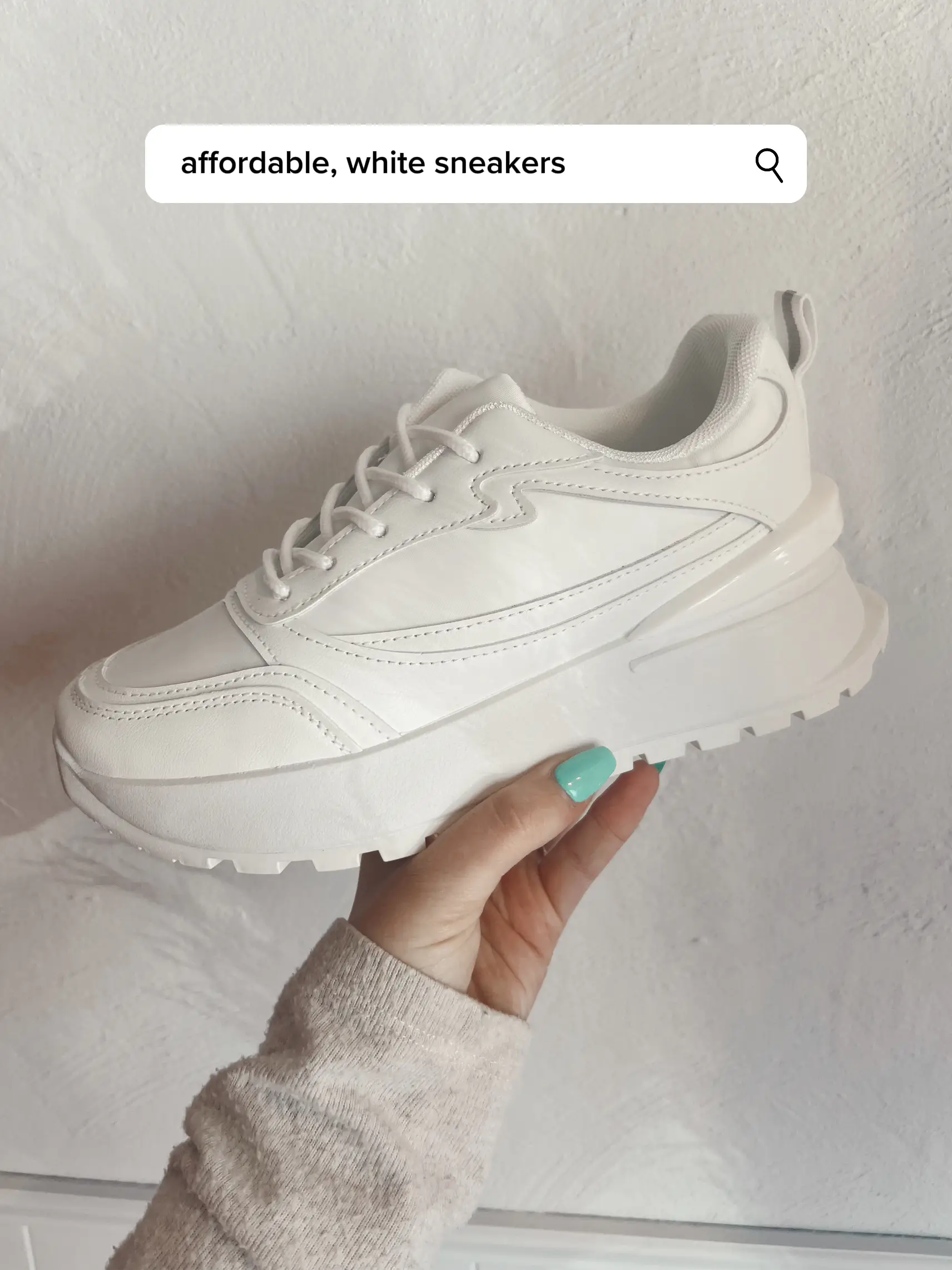 Sneakers putih hot sale wanita branded