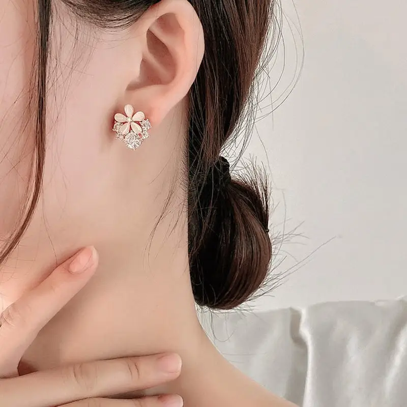 ピアスNGさんもOK！／クリップオンイヤリング3選 | Mbeauté 