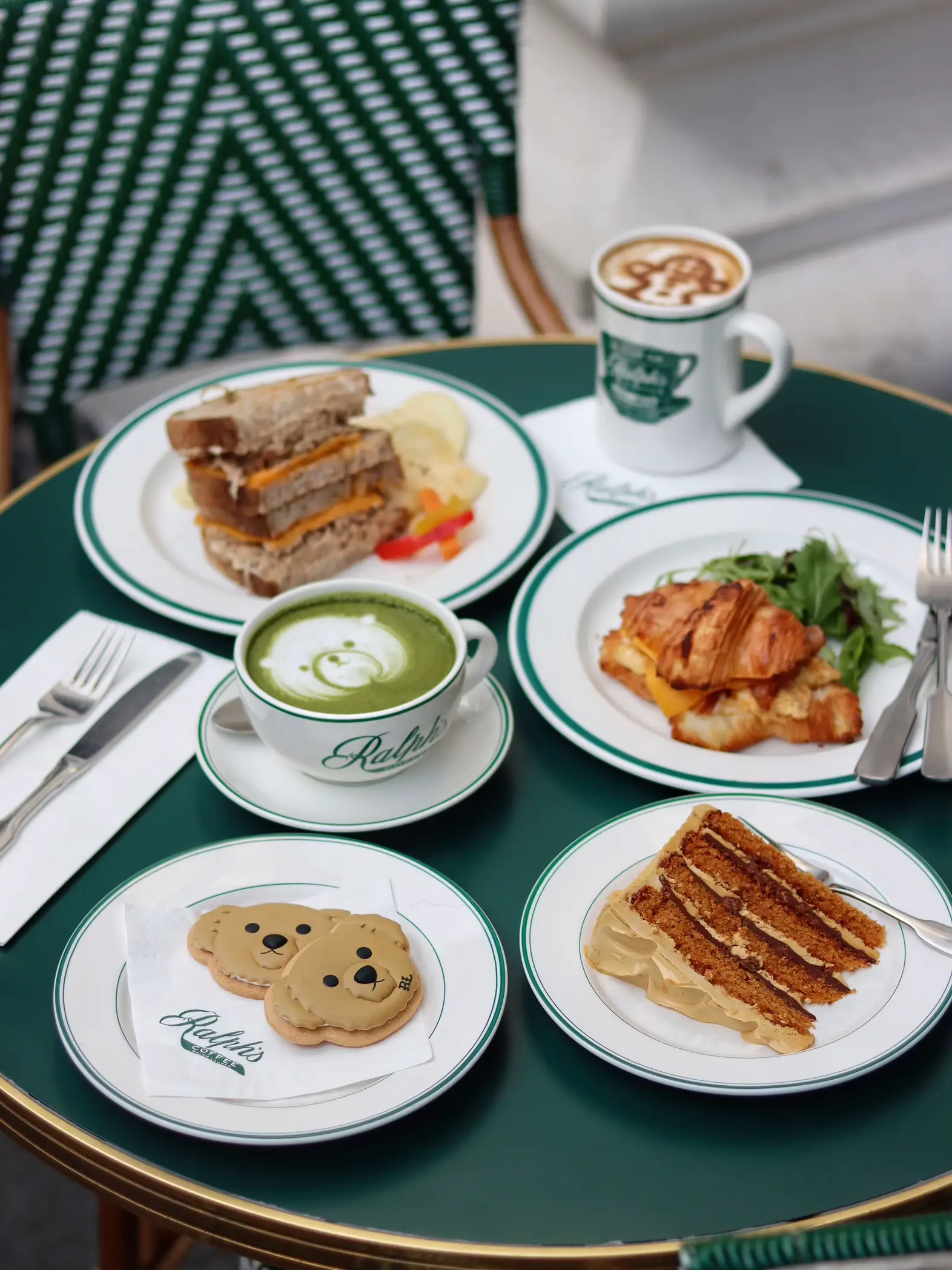 東京／Ralph's COFFEE／ラルフローレンのカフェはカントリーな