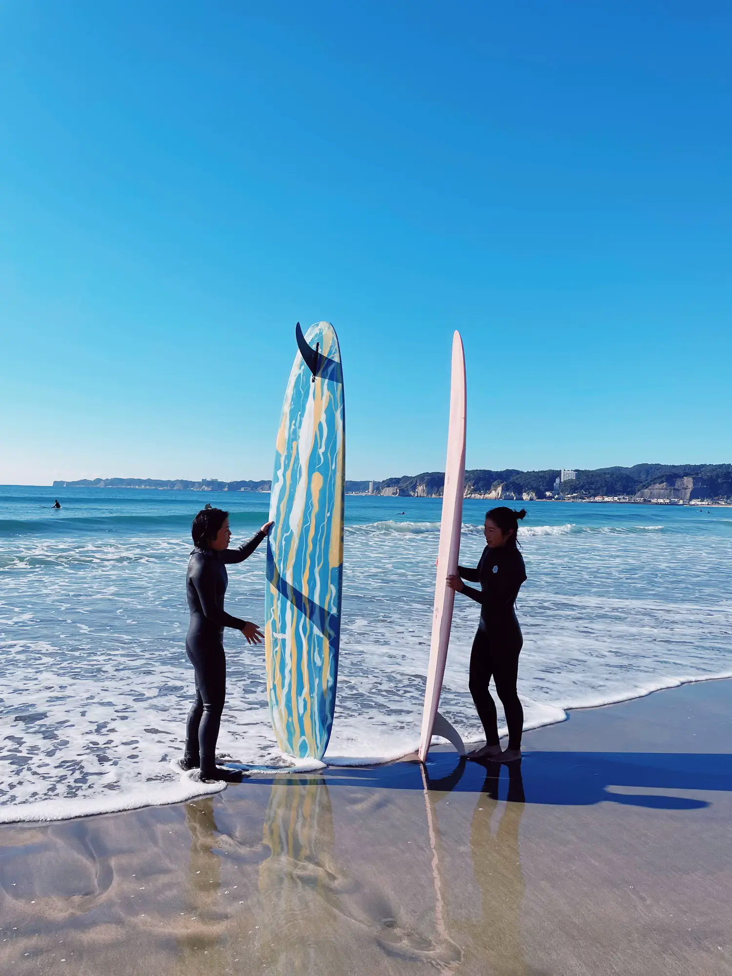 ロングボードがたくさん積める車🏄 | プロサーファー/ぴろたんが投稿したフォトブック | Lemon8