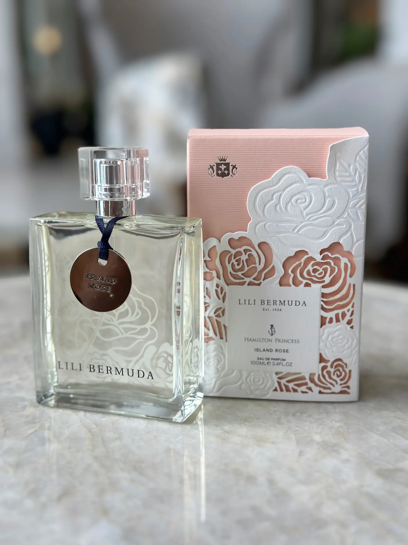 Jasmine Eau de Parfum in Cedar Box – Lili Bermuda