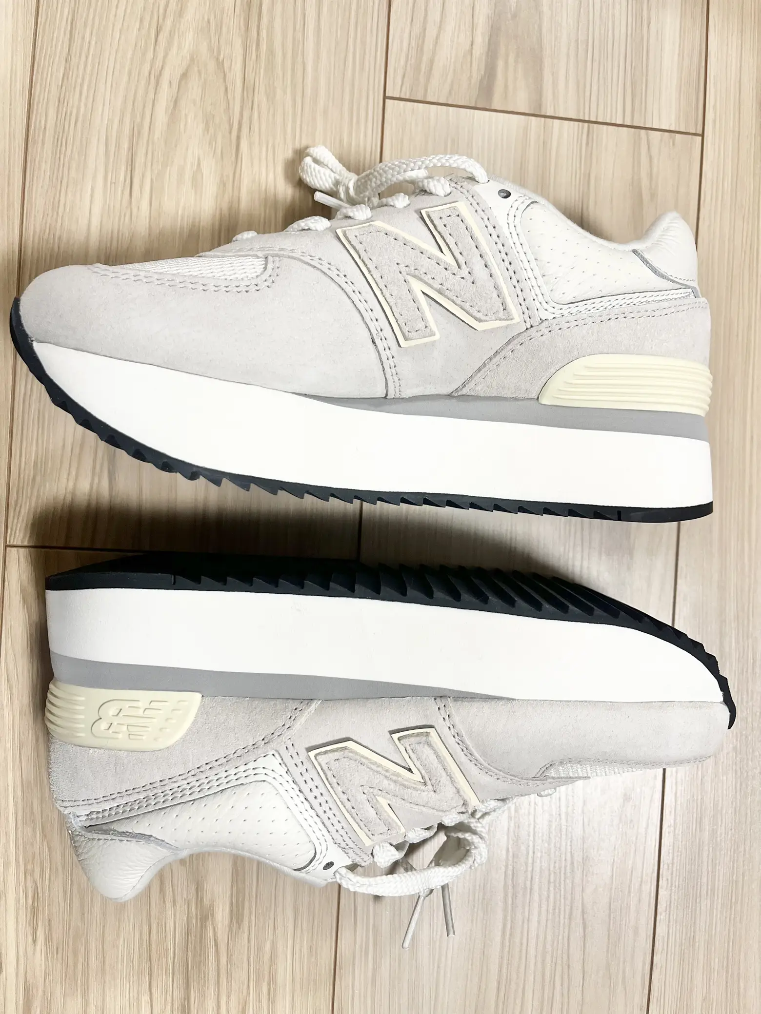 NEW】New Balance 574 がドツボ♡ | harupopiが投稿したフォトブック | Lemon8