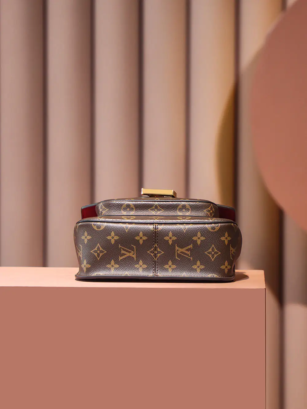 whats in my bag ft. Louis Vuitton Multi Pochette, Gallery posted by  handbags2diefor