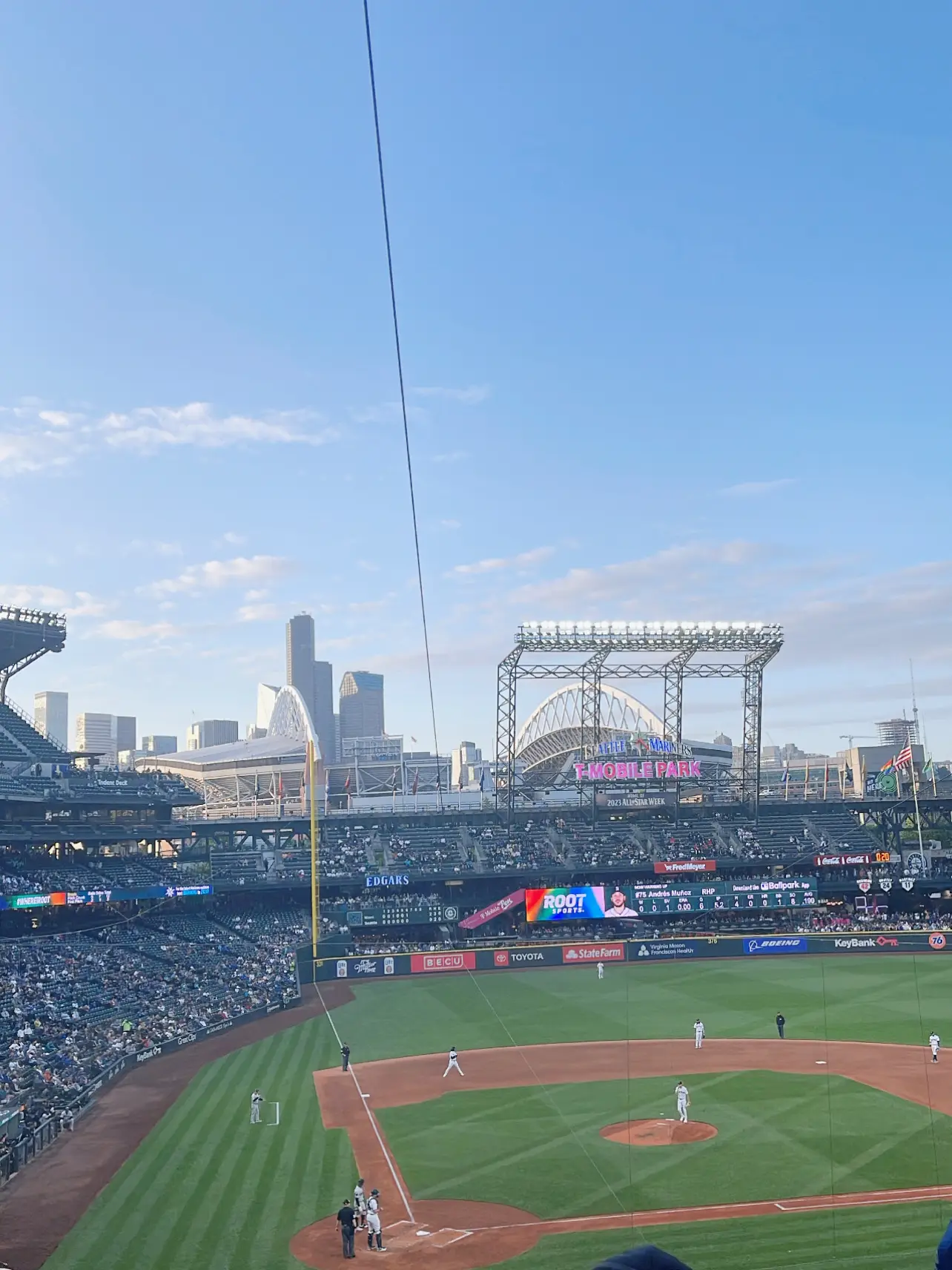 Baseball game outfit - seattle mariners #seattle #seattlelife #seattle