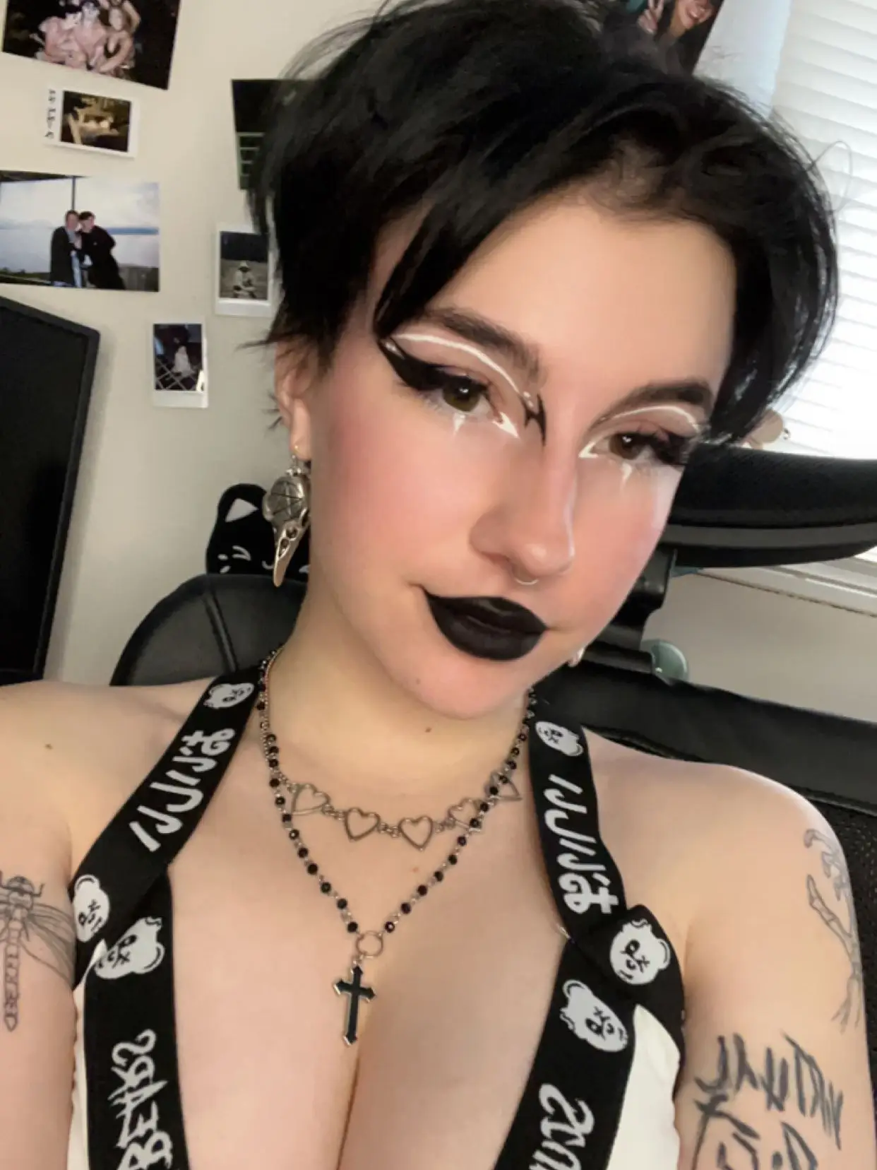 I'm big titty goth gf irl | Gallery posted by Hannah | Lemon8