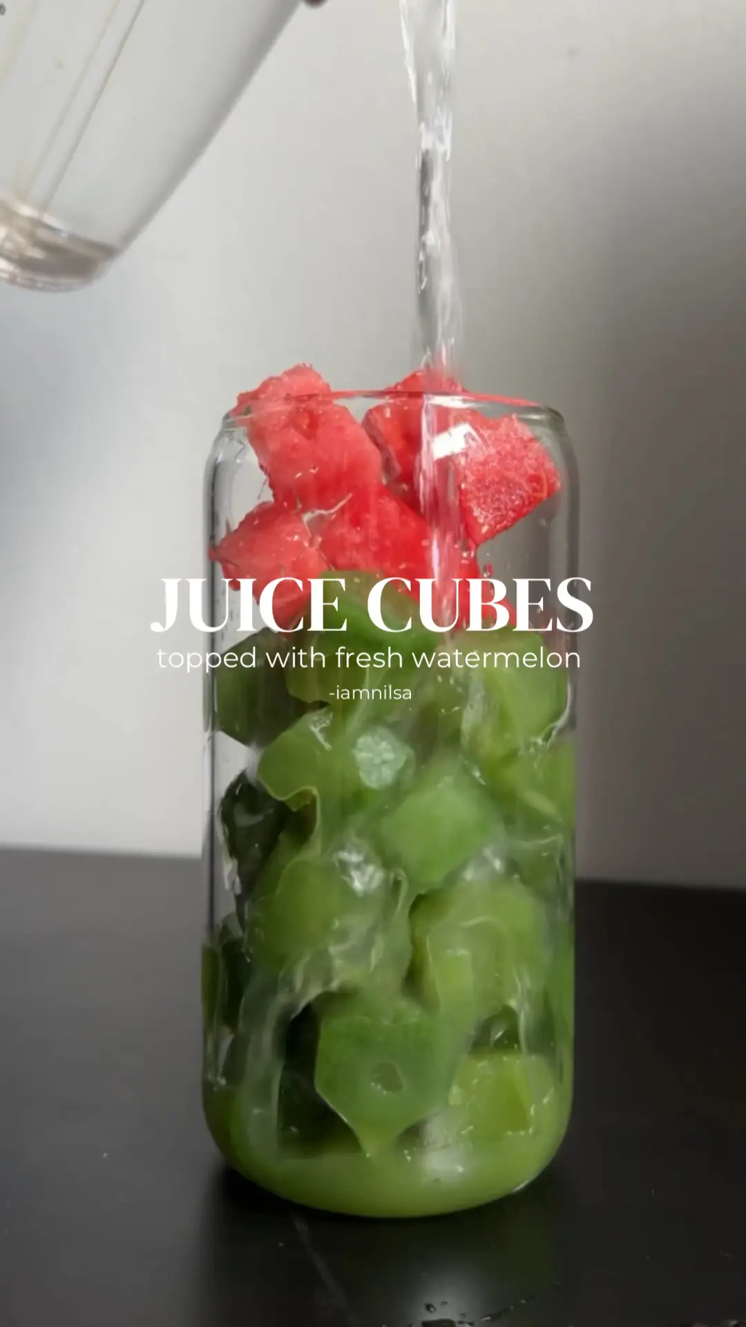 Healthy ice cube hack! Make a Mocktail 😉 Video published by iamnilsa