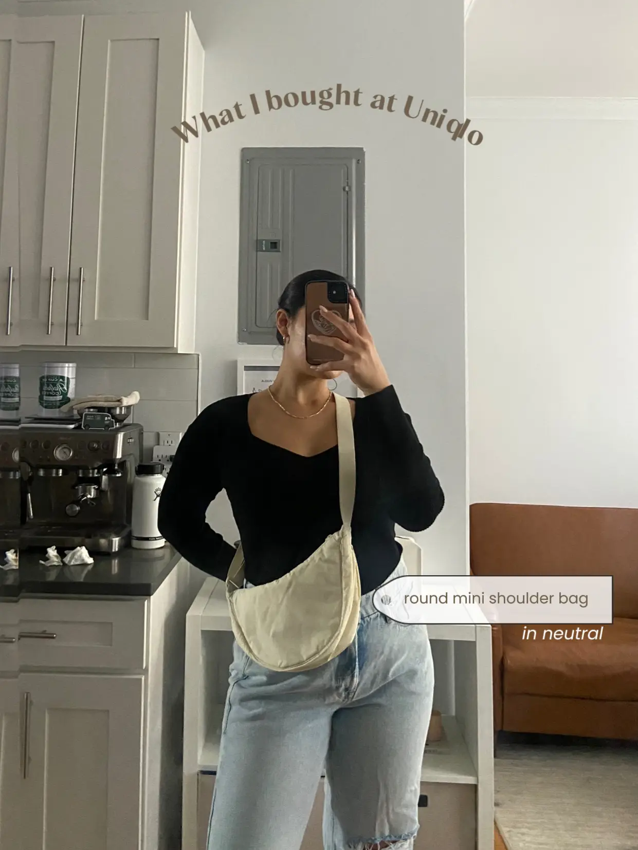 Uniqlo Round Mini Shoulder Bag: Review & Try-On