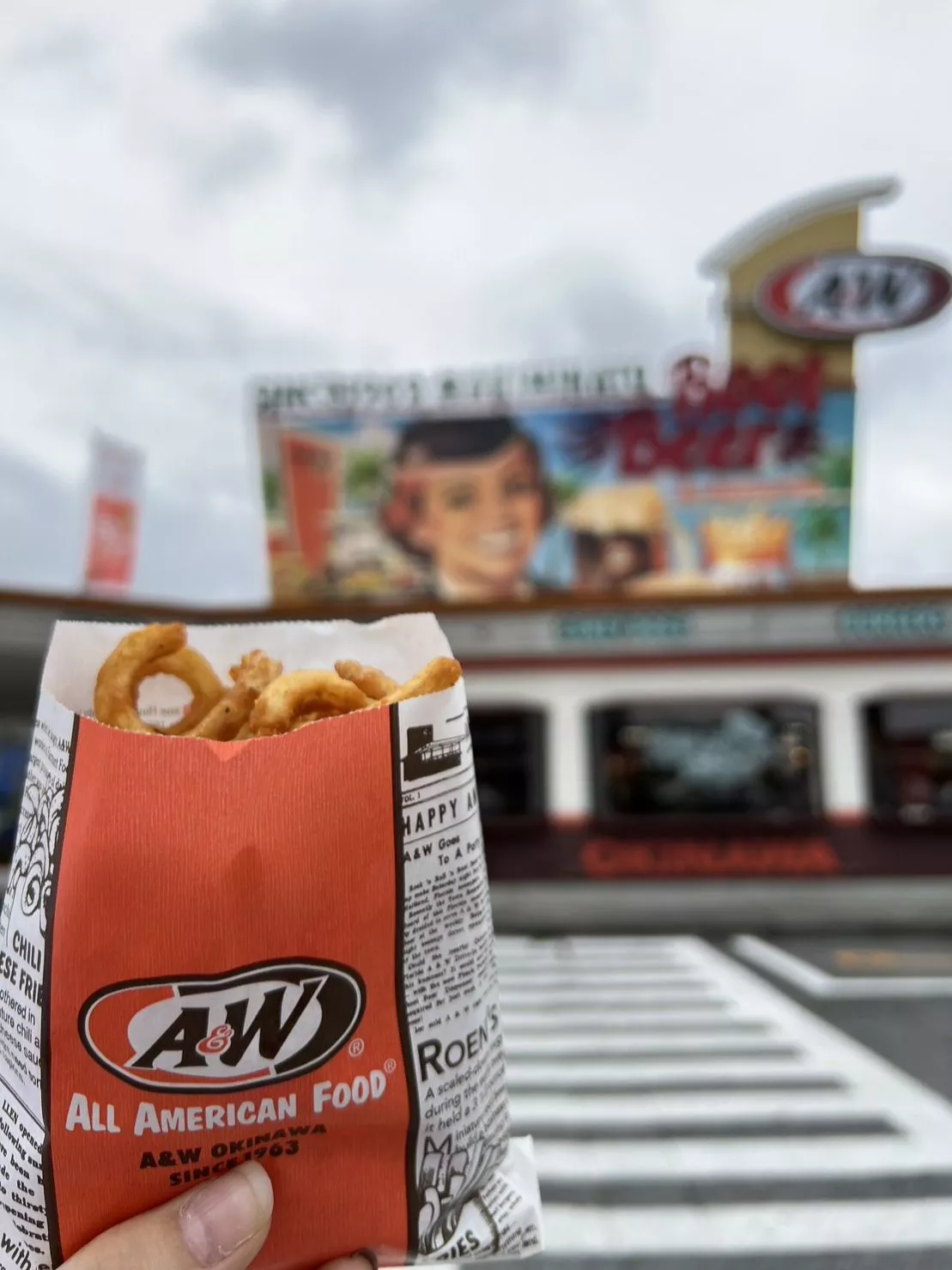 沖縄にしかないハンバーガー屋さん🍔 | なおが投稿したフォトブック