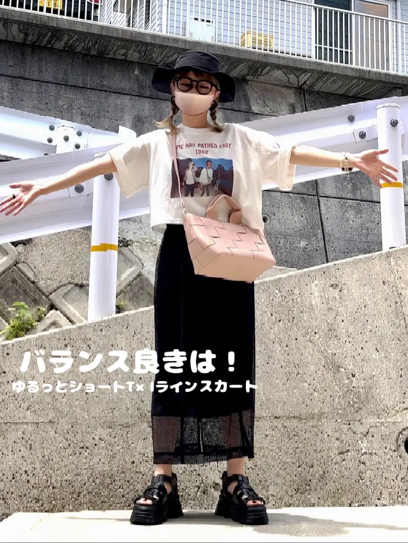 バランス良きは、ゆるっとショートT×Iラインスカート | 高野軍曹が投稿 