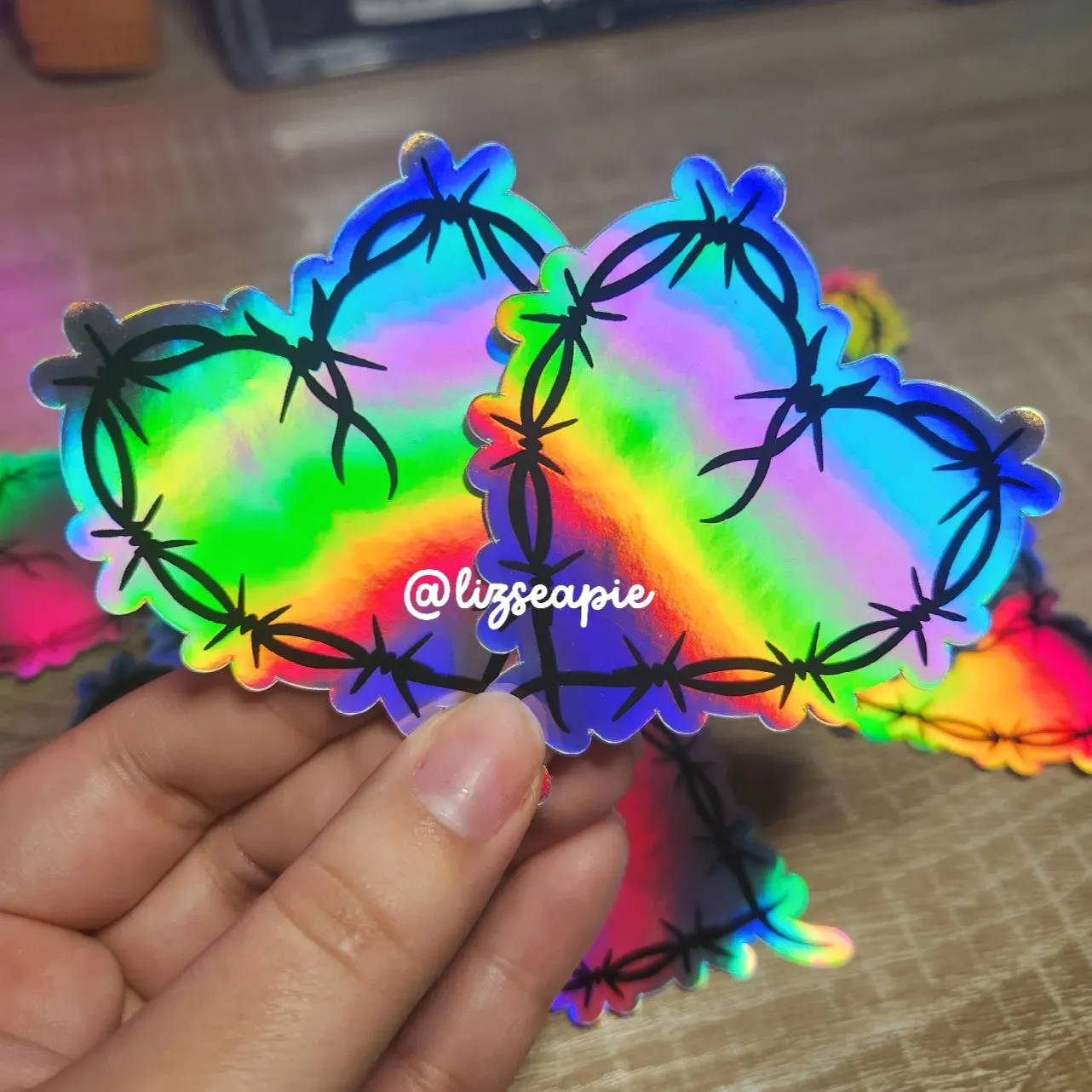 HTVRONT Printable Vinyl Holographic Stickers & Card Making