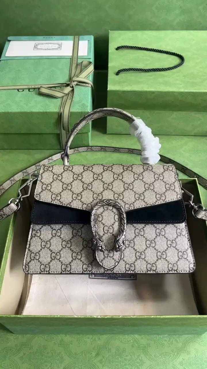 Little review on the Gucci Dionysus Super Mini Bag. Don't mind my