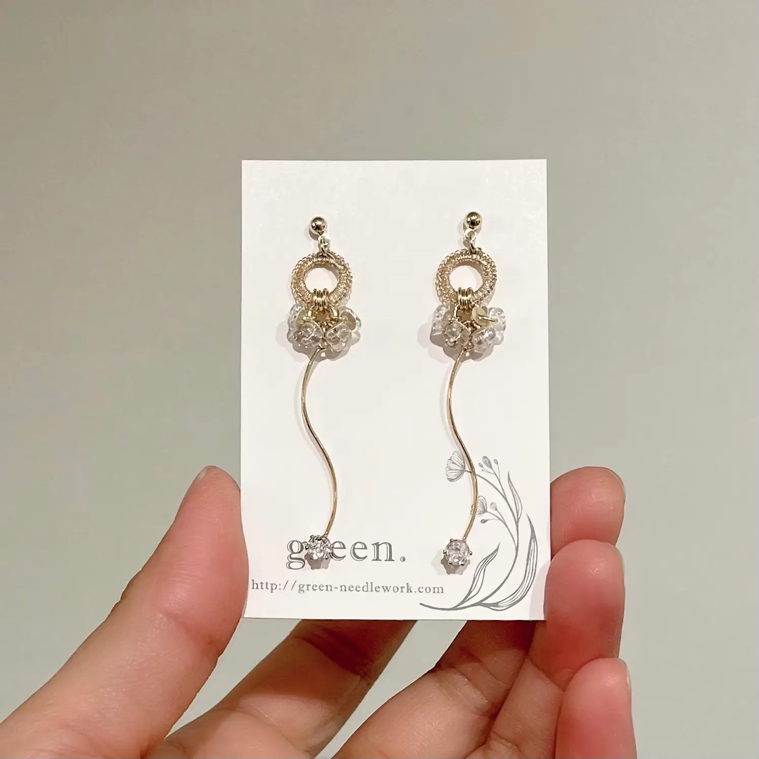 オーダー:ハンドメイドイヤーカフ　ラメ　変形　ウェーブ オーダー:ハンドメイドイヤーカフ ラメ 変形 ウェーブ オーダー