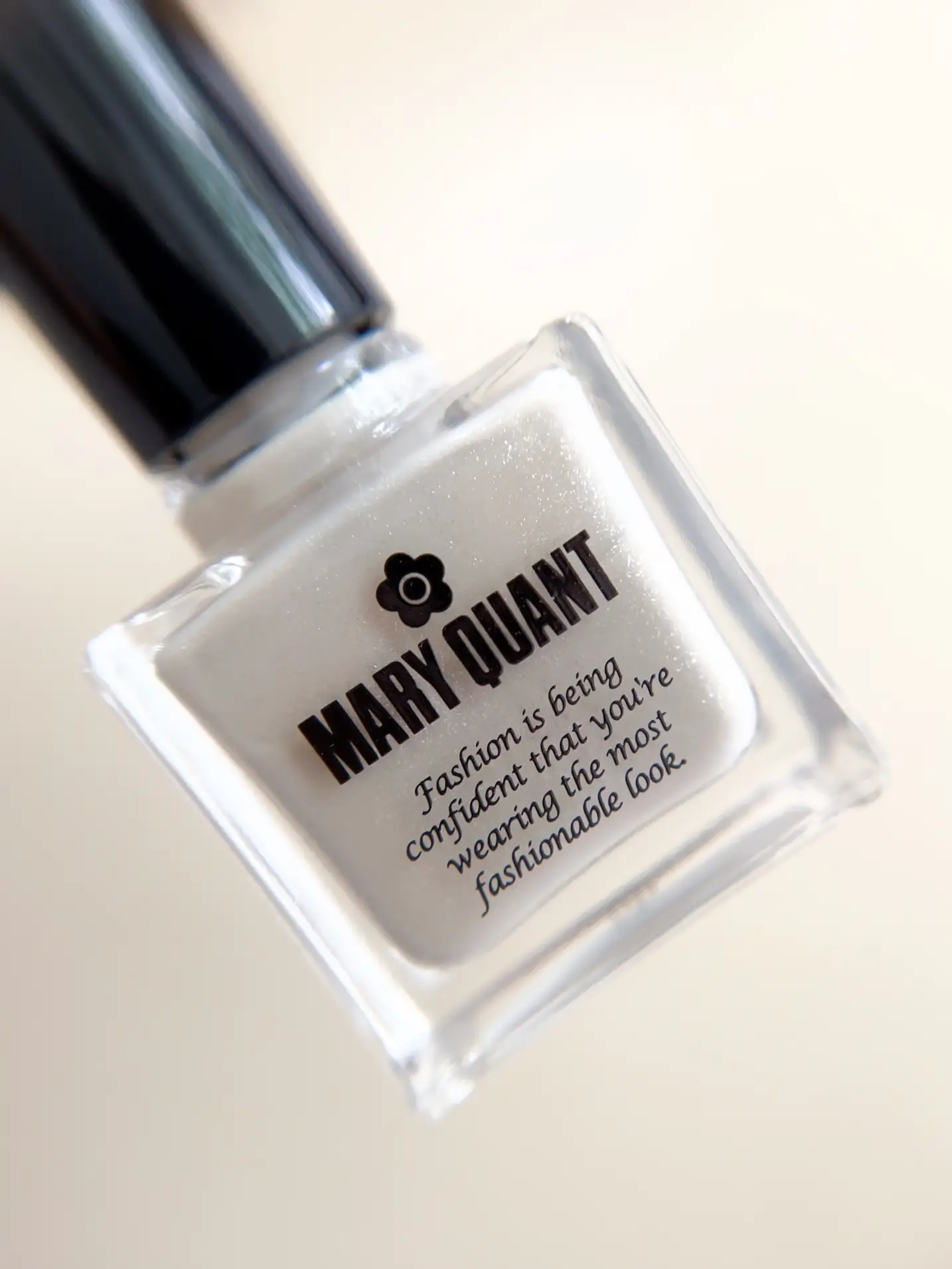 MARY QUANT】 ネイルポリッシュ❤️033:ルナベージュ | 𝙷𝚒𝚝𝚌𝚑.が