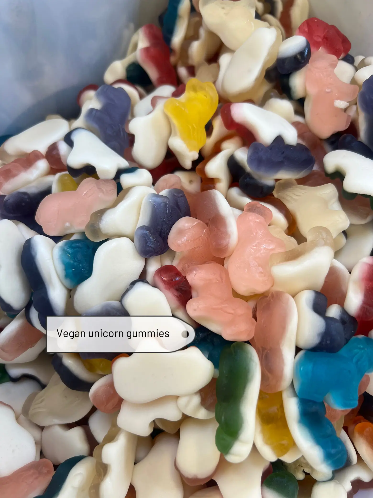Candy-Gummy Bears – Gilbert Pecan