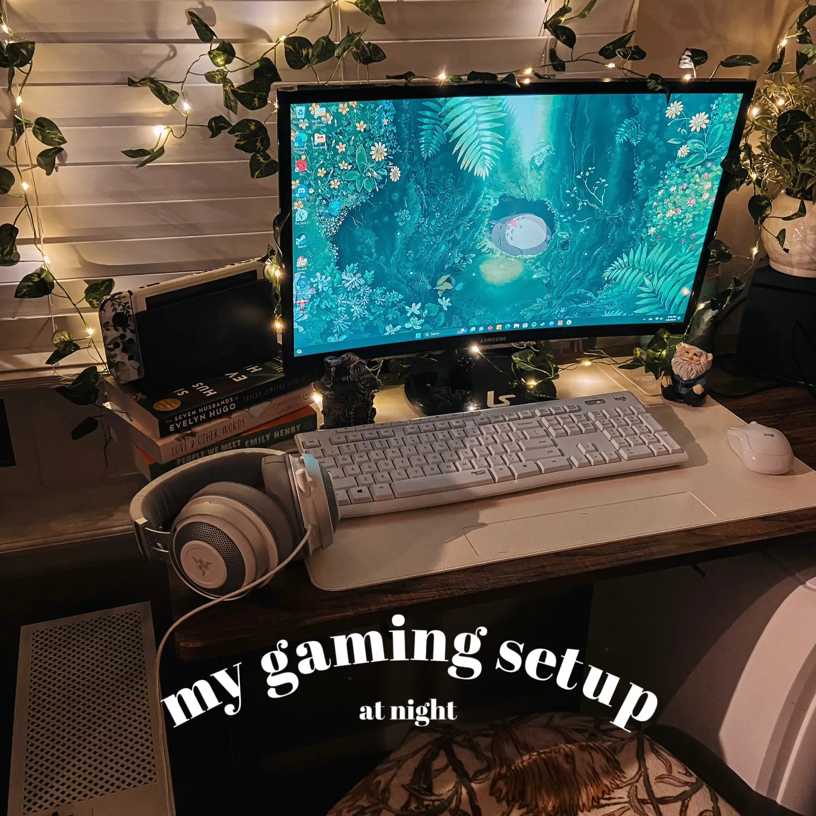my gaming setup at night, Gallery posted by lucy