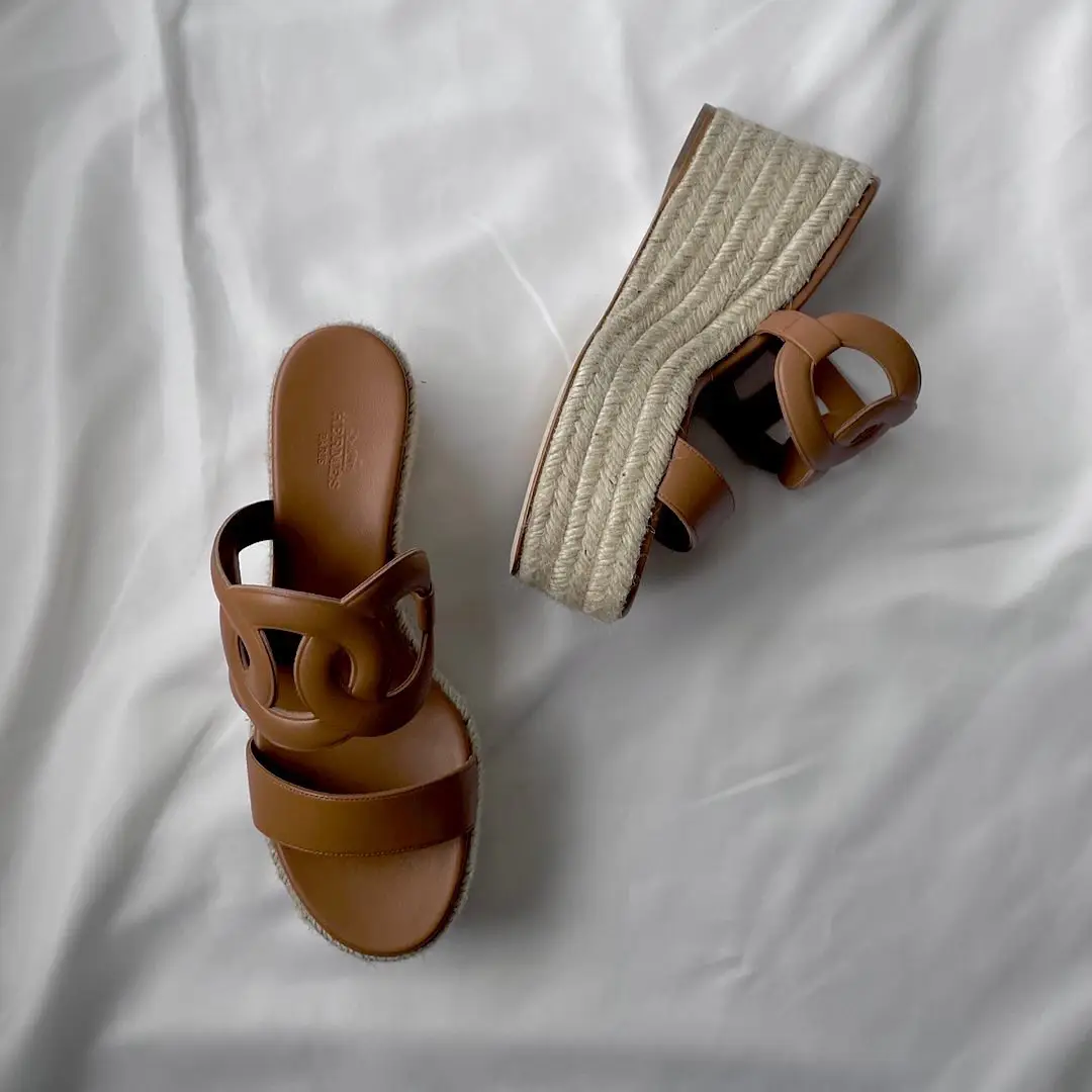 2024年のHermès Sandals for Summerのアイデア20選