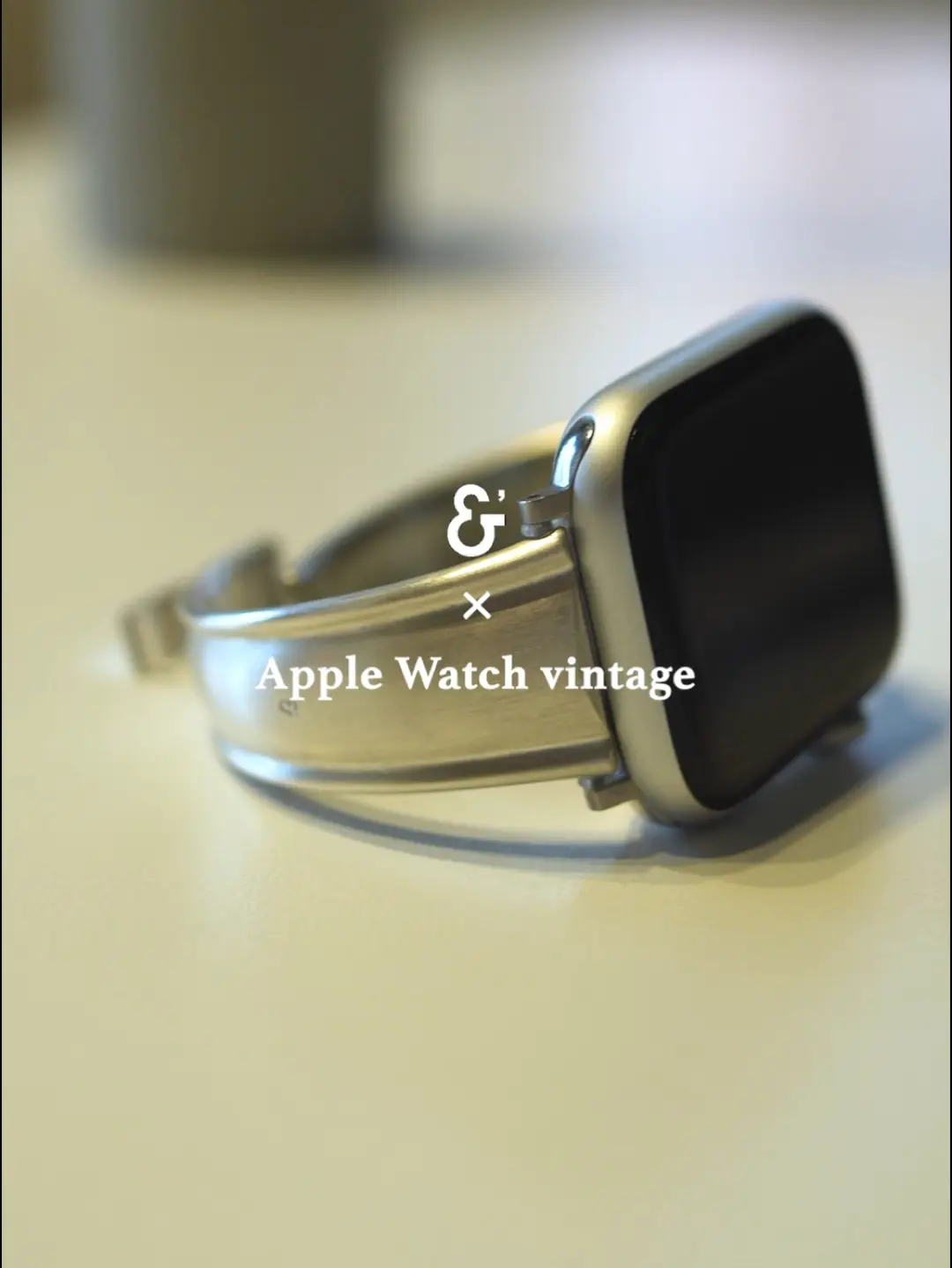 Apple Watch silver band
