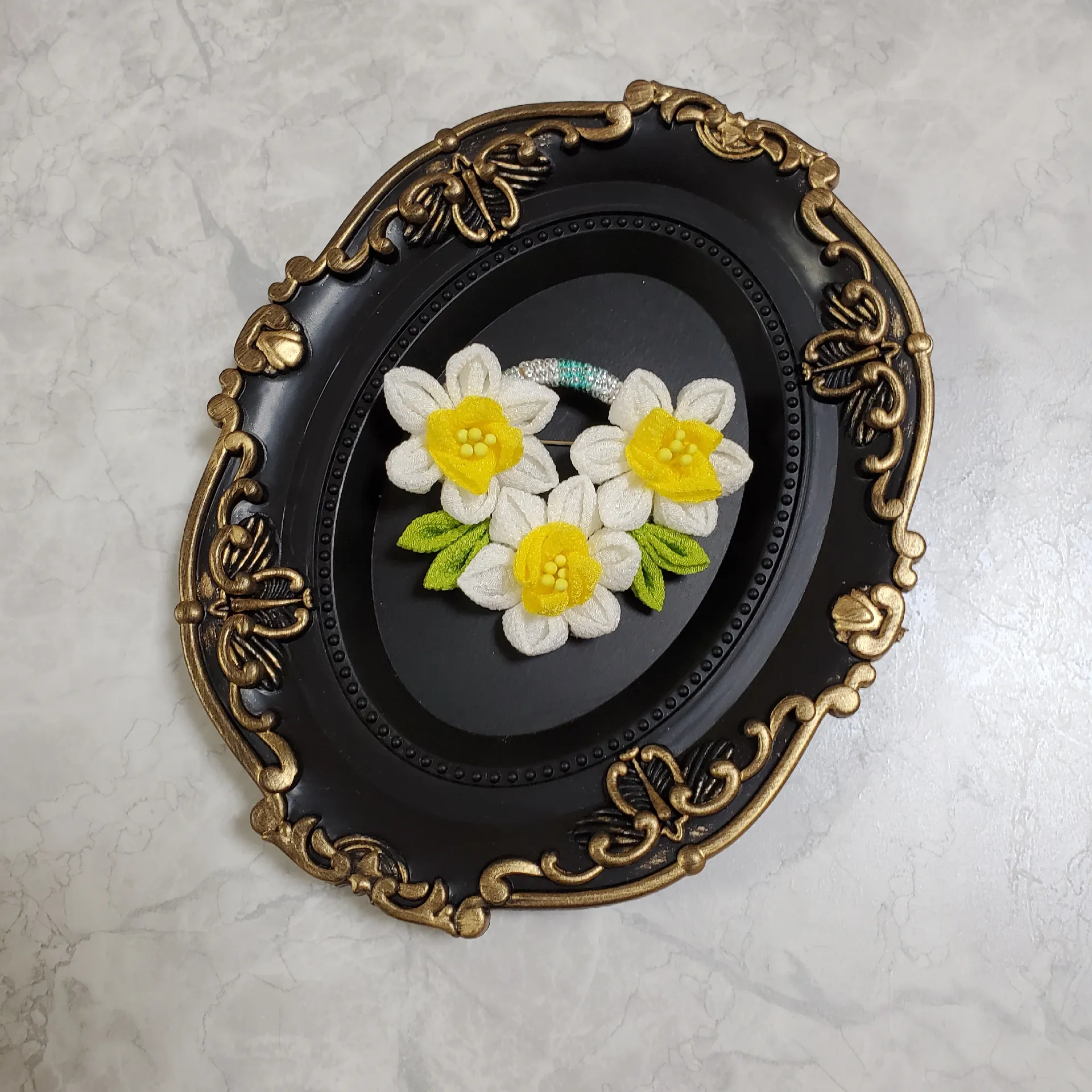 【オーダー品】つまみ細工　羽子板　梅の花 オーダー品】つまみ細工 羽子板 梅の花 正月