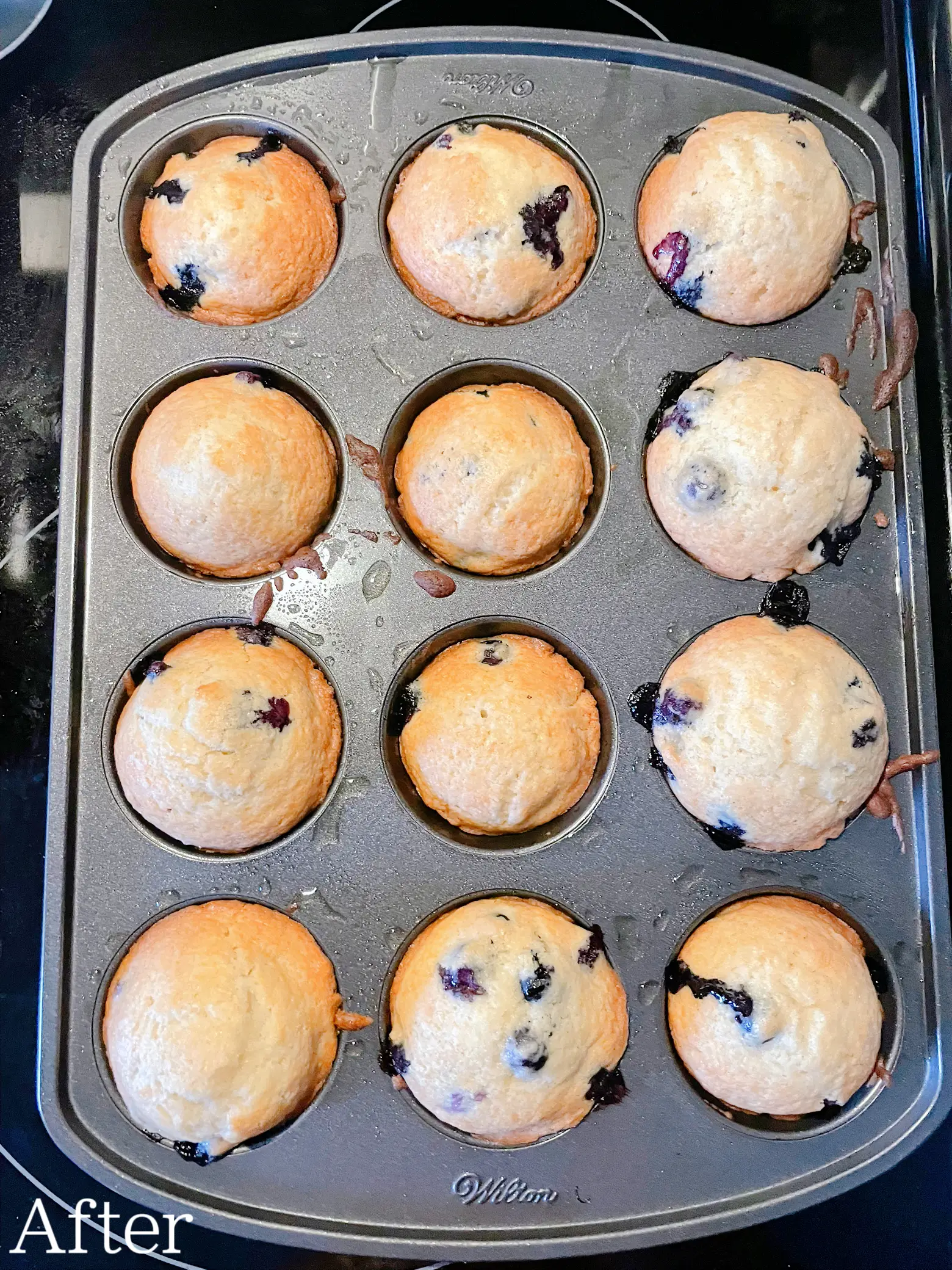 Crumb Topped Mini Blueberry Muffins Recipe - Emily Laurae