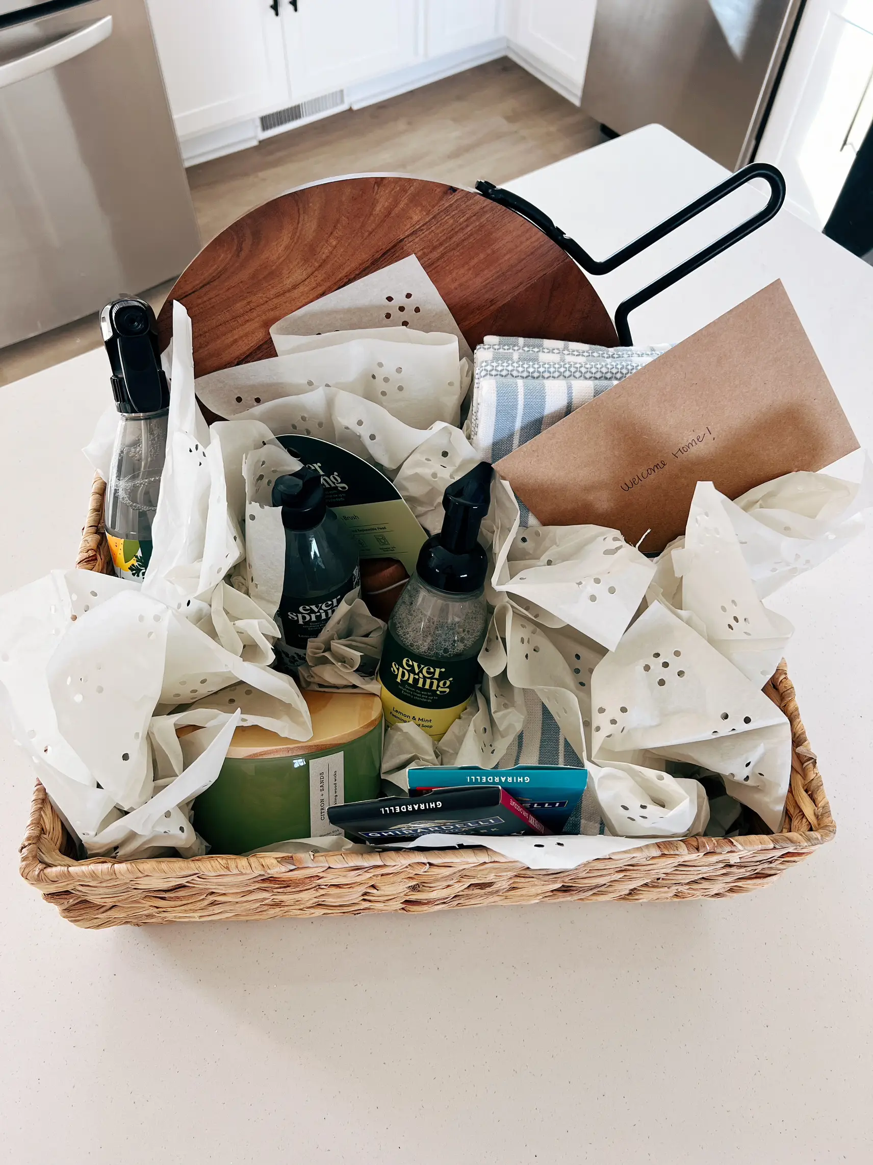 A Housewarming Gift - a Non-Toxic Cleaning Supply Basket 