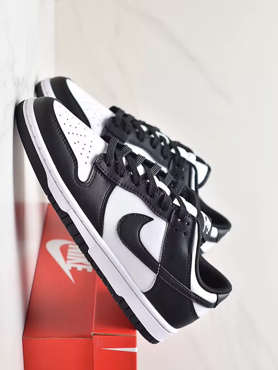 2024年のNikeダンクlow コーデのアイデア20選