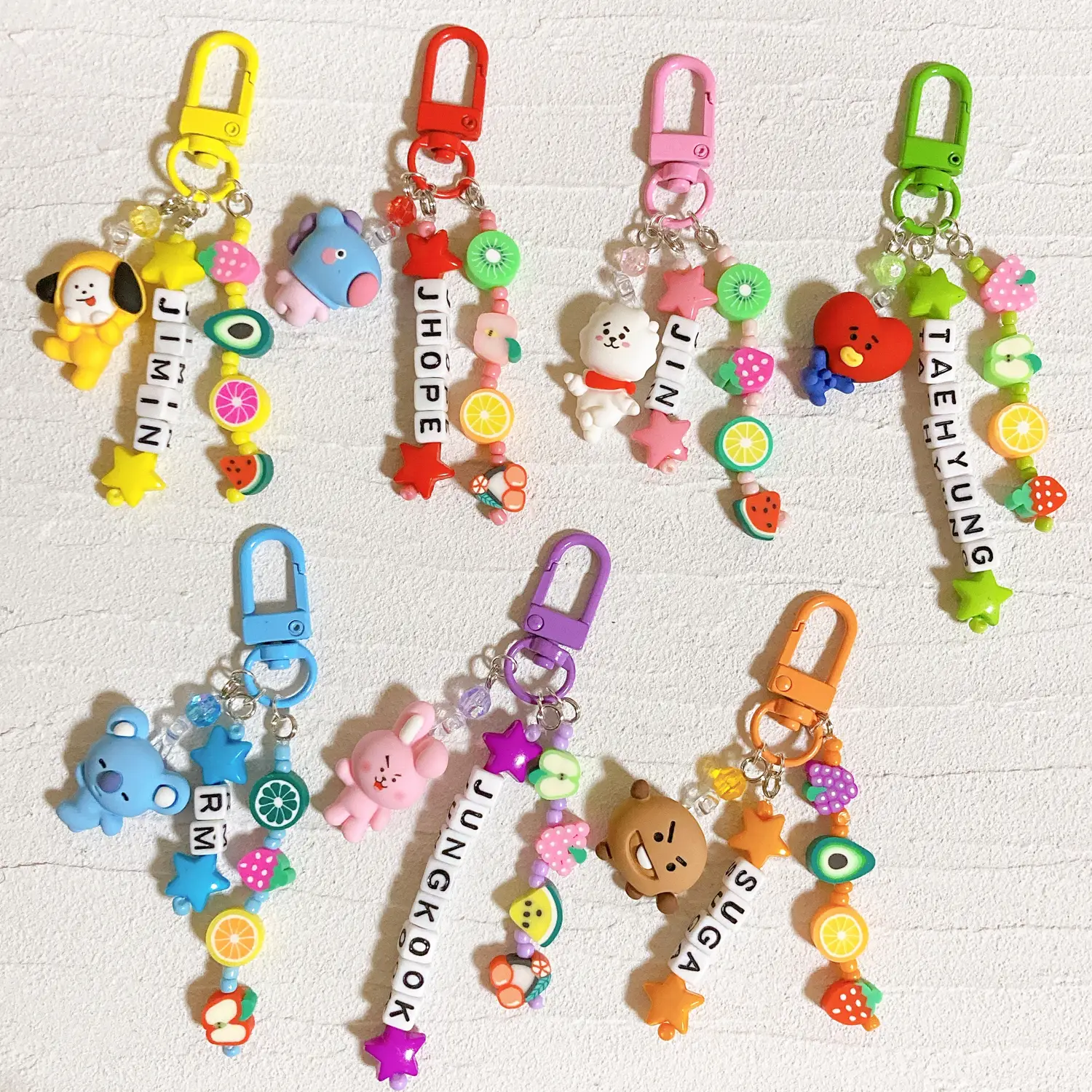 yokohama ハンドメイド・手芸 ビーズキーホルダーカラフル