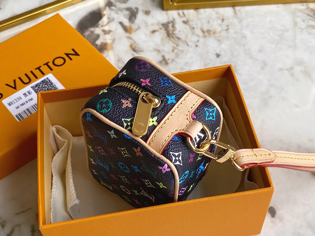 M81339 Louis Vuitton Spring In The City Wapity Case