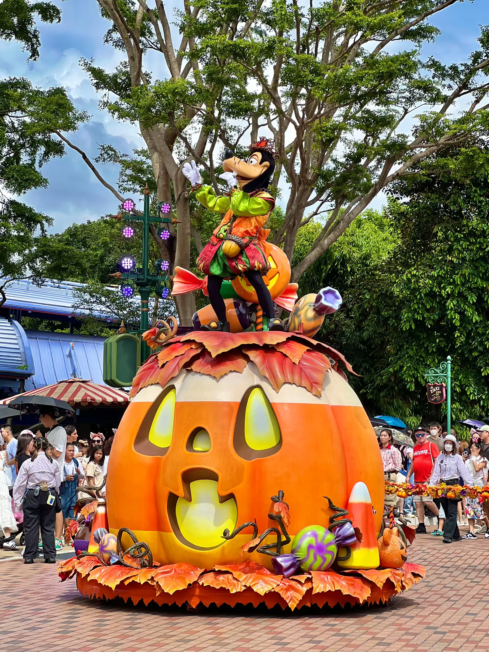 香港ディズニーハロウィン🎃 | 🌈🍭映え活ぐるめ🦄🎀が投稿した