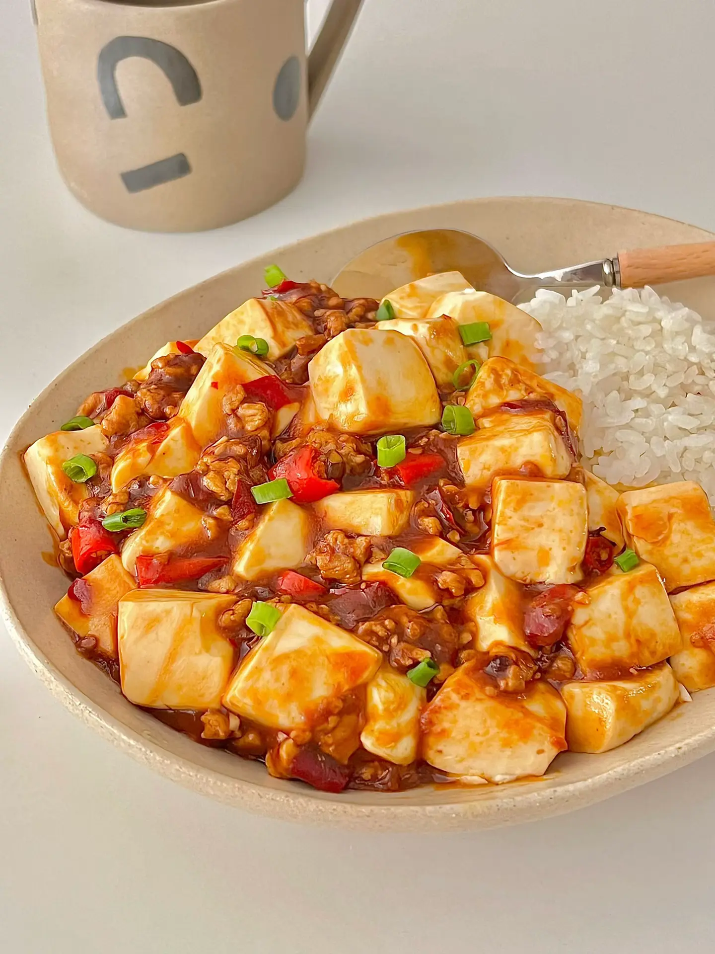 麻婆豆腐🍛｜辛くて香り豊かで滑らかな味わい🌶️ | MikiのTastyTalesが投稿したフォトブック | Lemon8