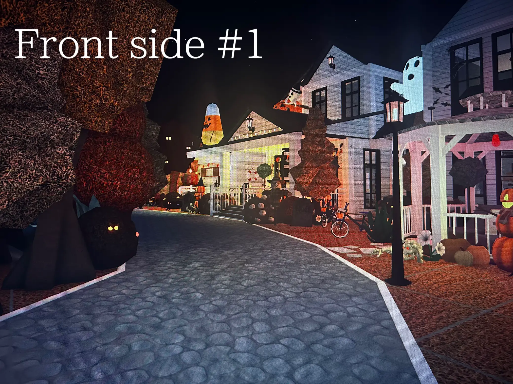 bloxburg, halloween decorated home