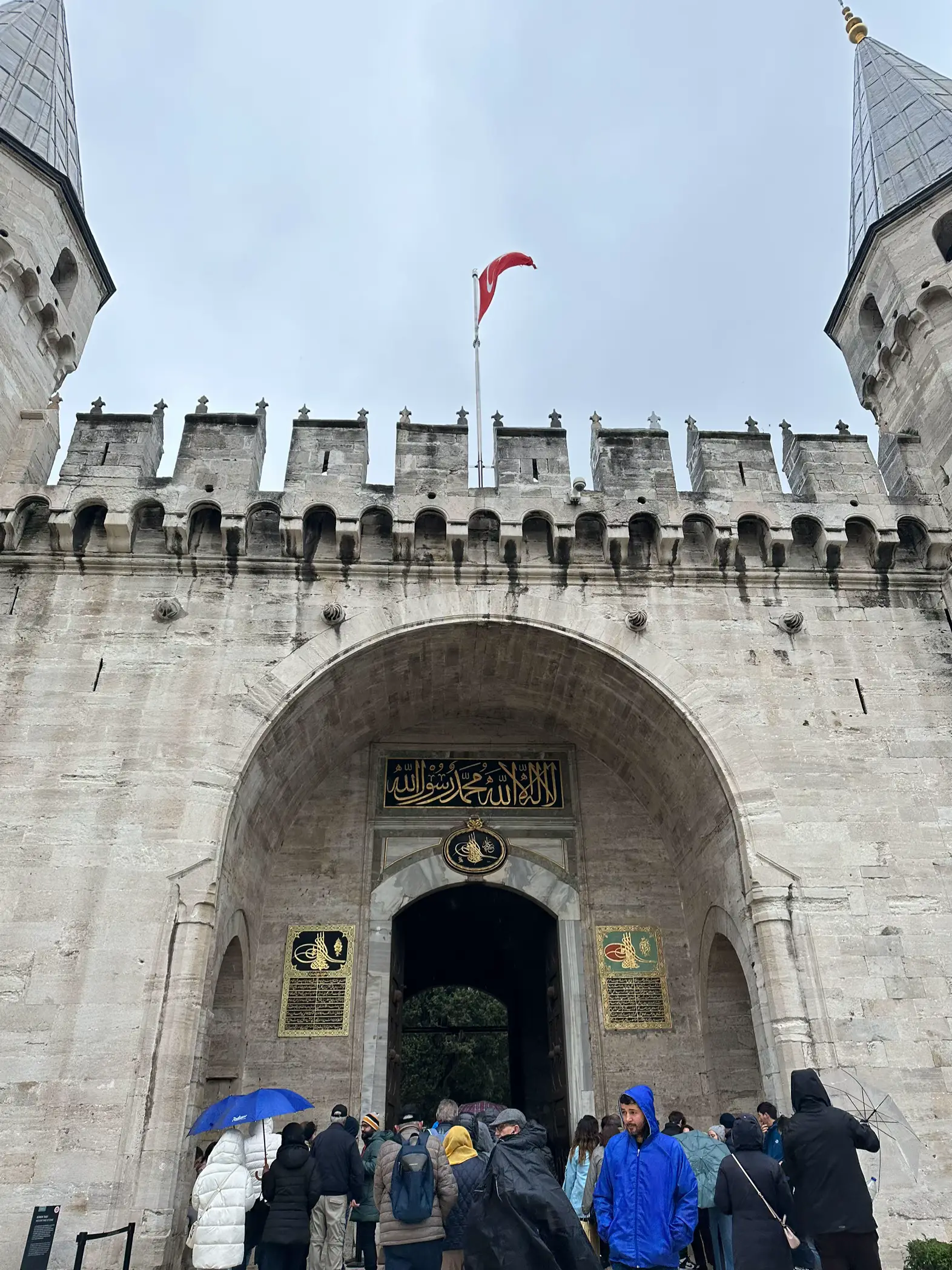 Istanbul tourist spot Topkapi Palace Museum | Gallery posted by