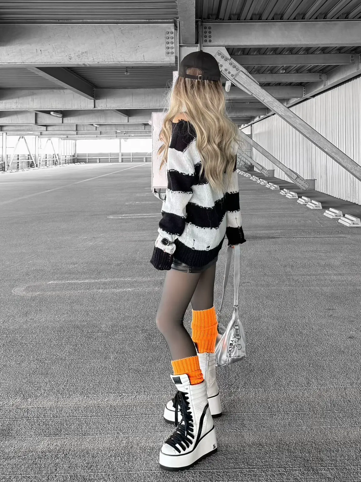 今月のリアルバイ▶︎YELLOboots | 𝓴𝓲𝓴𝓾が投稿したフォトブック