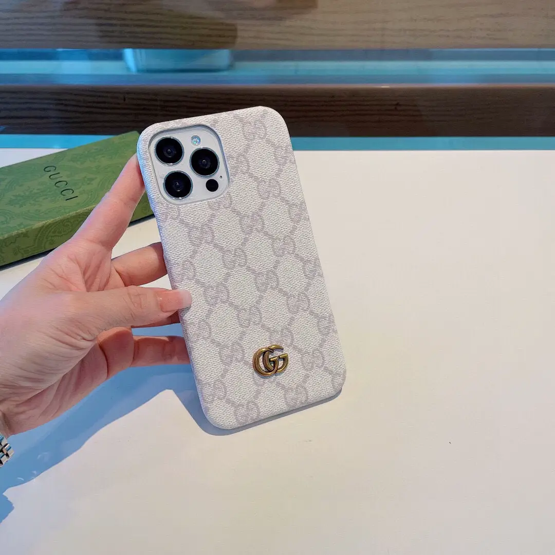 📸新品-送料無料 GUCCI大人気、極美品 かわいい iPhone15携帯カバー