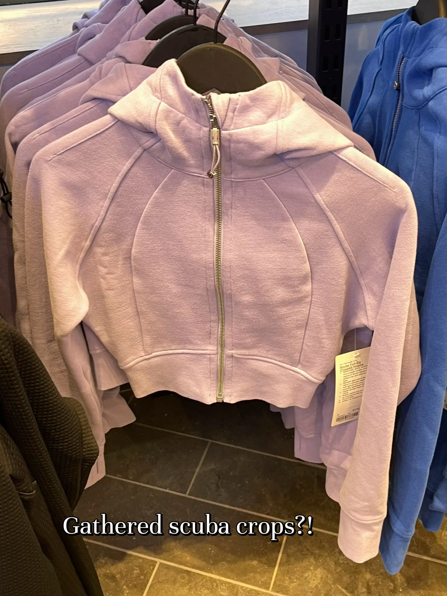 Mid season sale find! Oversized Scuba full zip, i think the colour is  creamy mint? What other colours even go with this??? 😅 : r/lululemon
