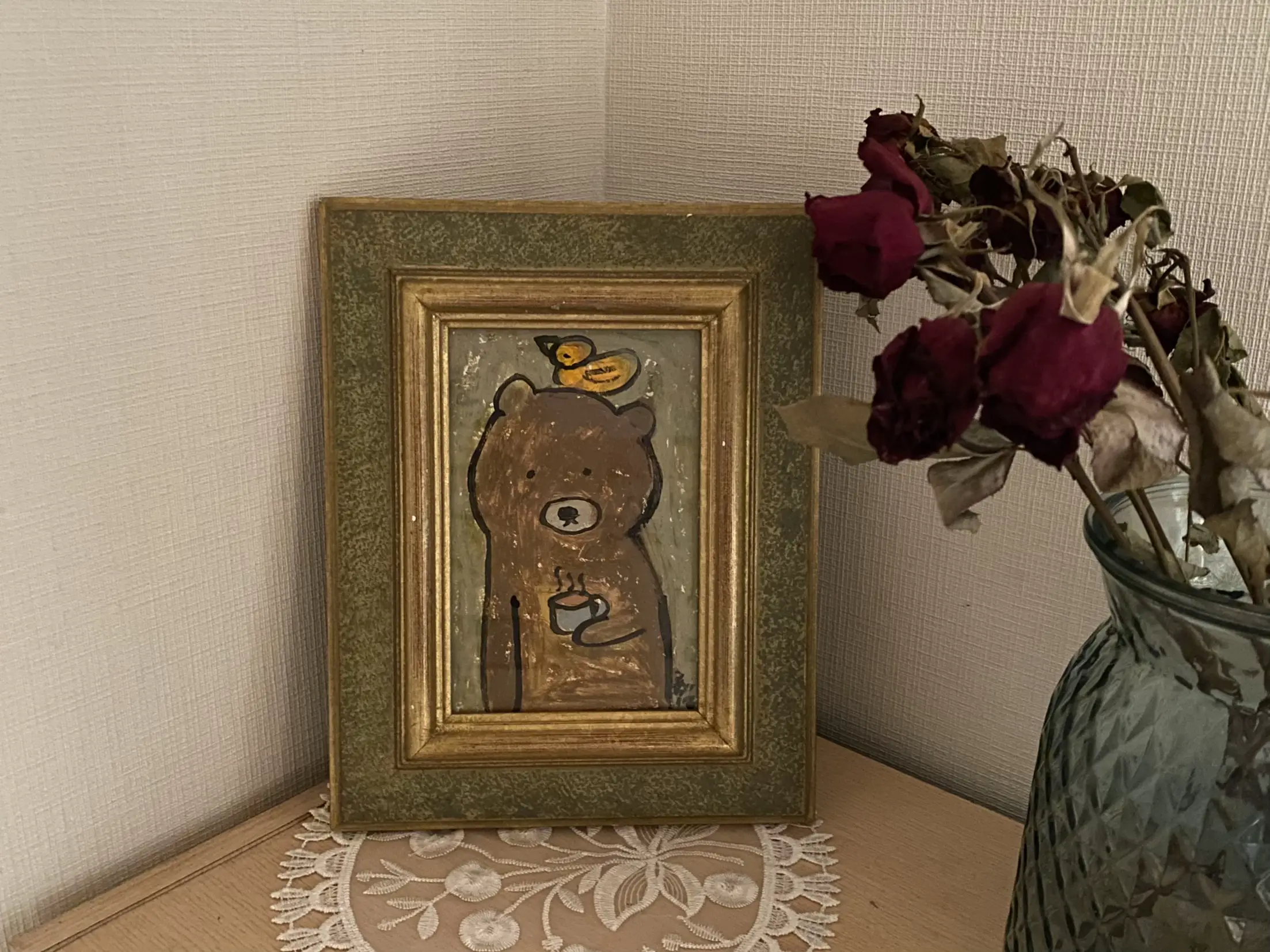 【祝開店！大放出セール開催中】 絵画。原画【頭におもちゃのアヒルを乗せた熊ちゃんはコーヒーが 絵画