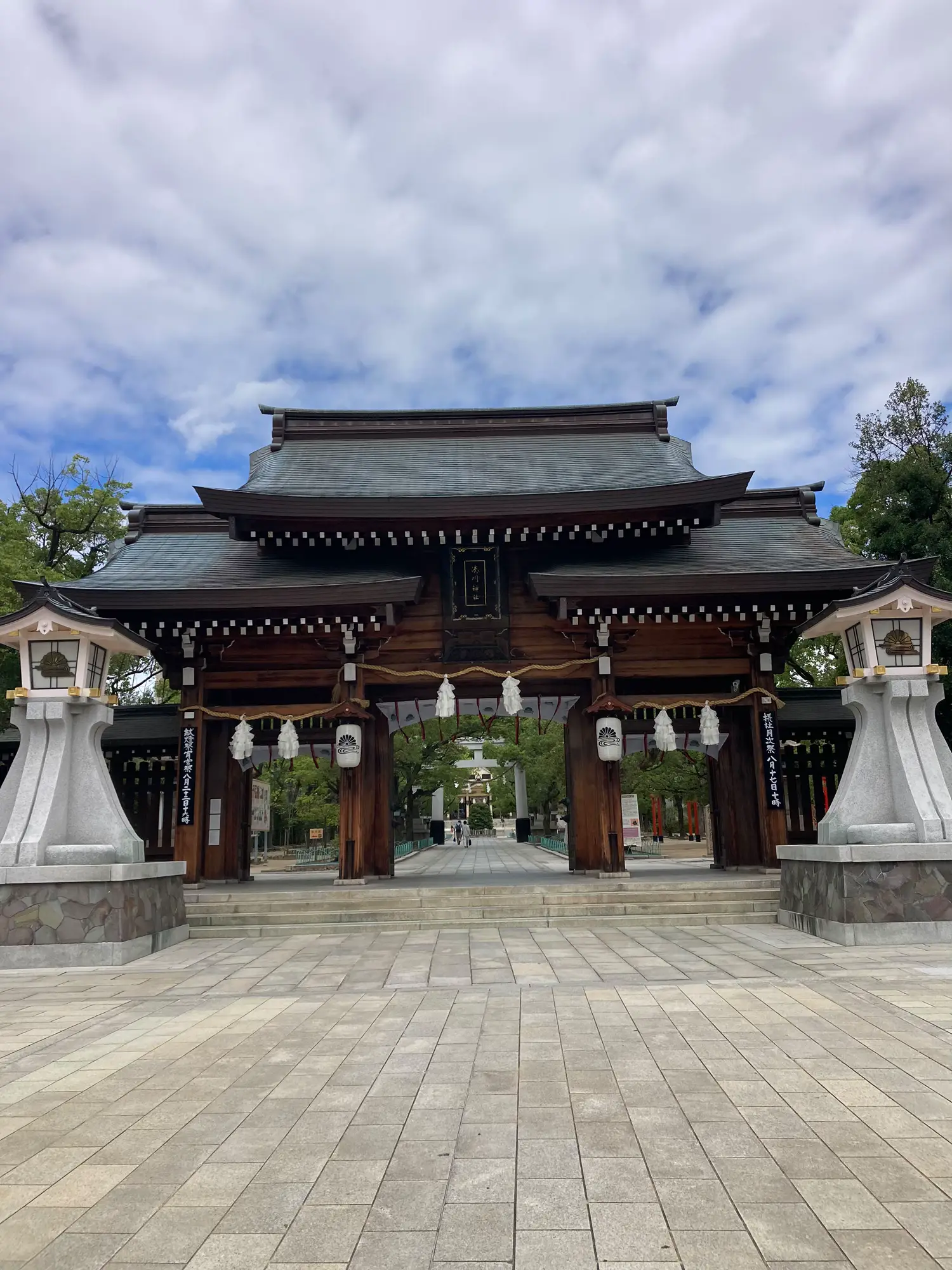 2024年の兵庫県 観光湊川神社のアイデア20選