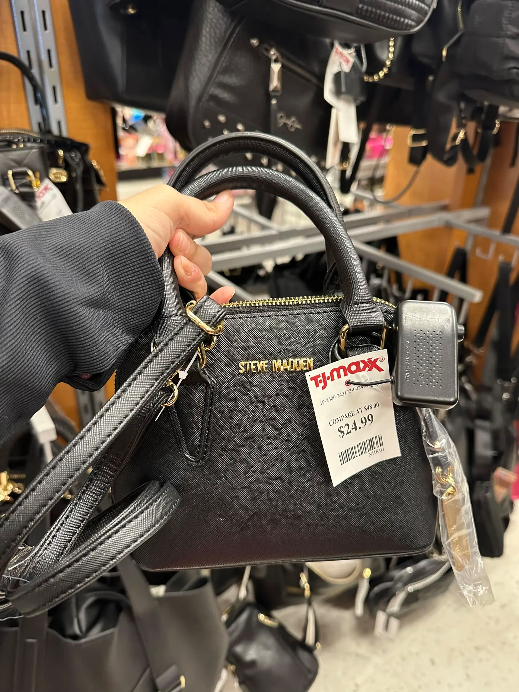 What's new @T.J.Maxx? Steve Madden purses! #tjmaxx #tjmaxxfinds #tjmax, purses