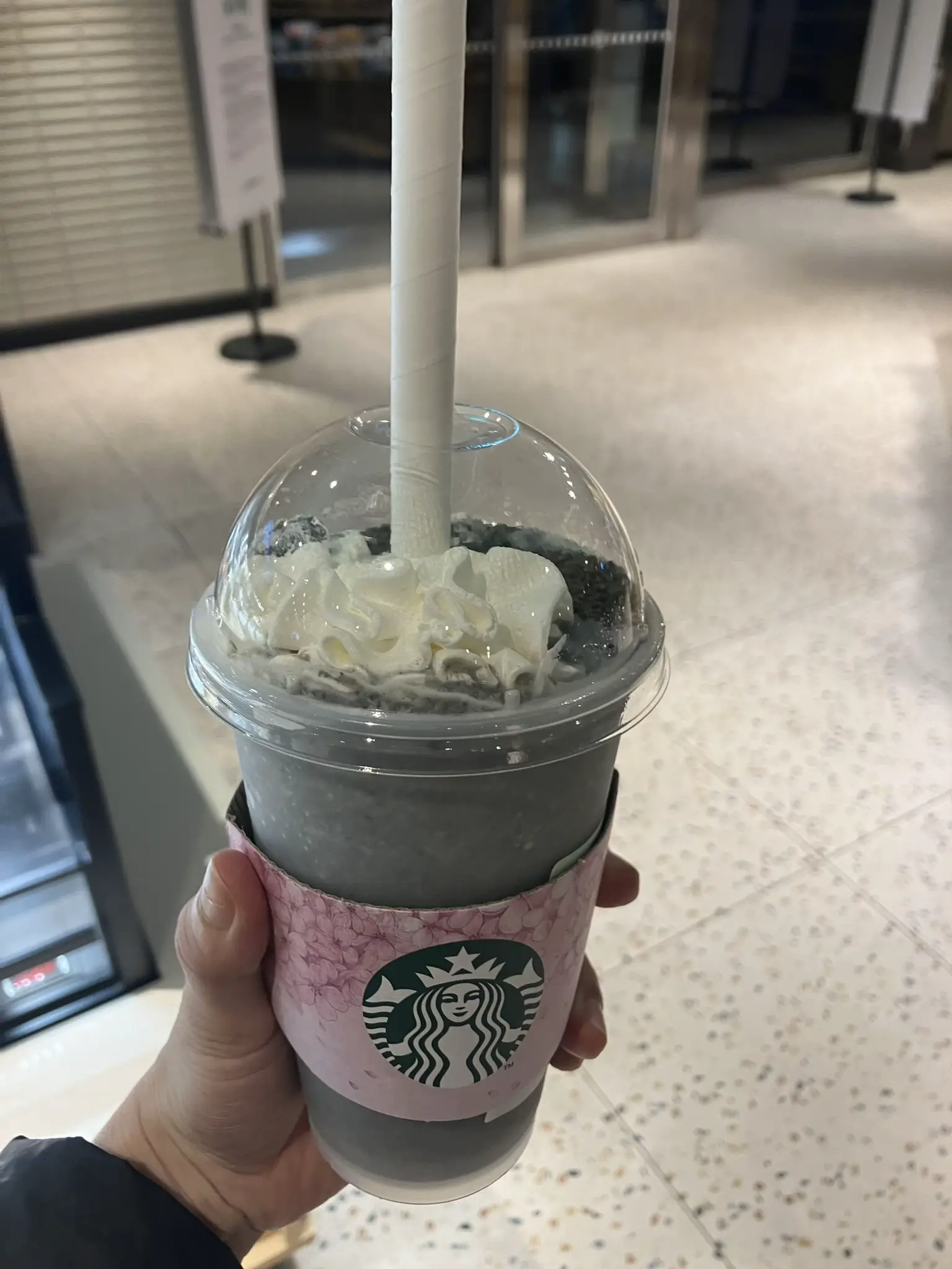 📍🇰🇷限定メニューが豊富な💚 韓国スタバ JEJU STARBUCKS | ruru🐣が投稿したフォトブック | Lemon8