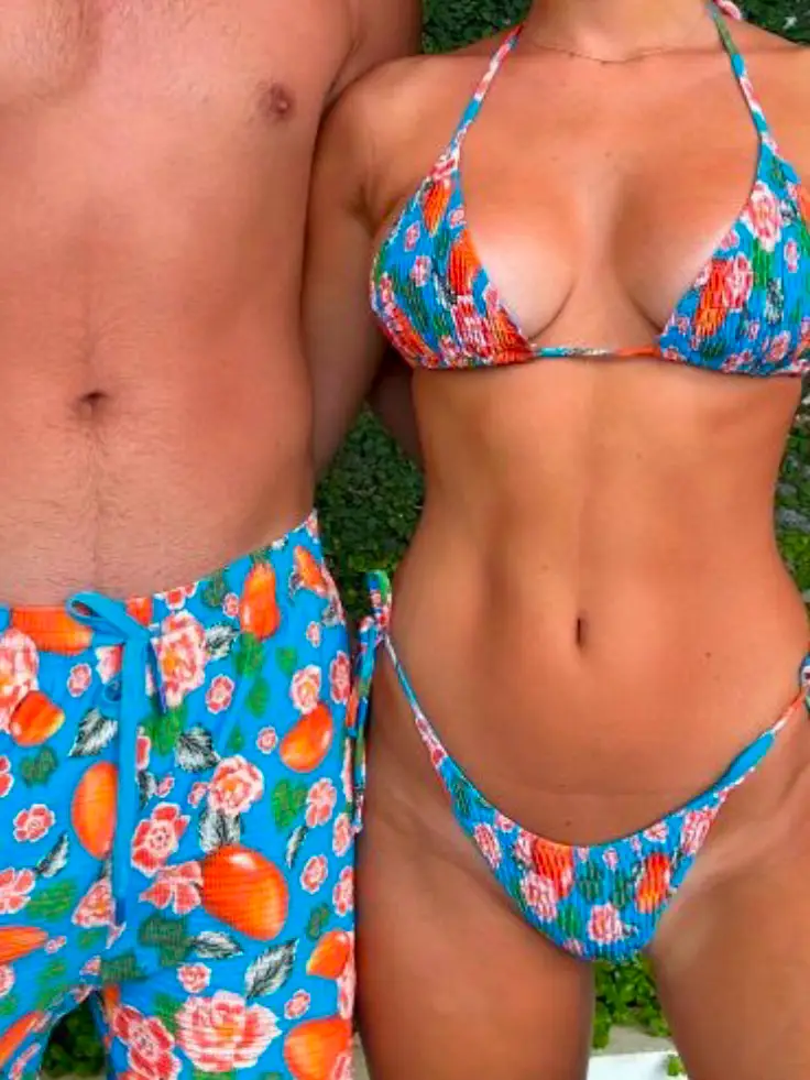 🆚What is the difference between bikini  and swimsuit ? bikini  vs  swimsuit ?