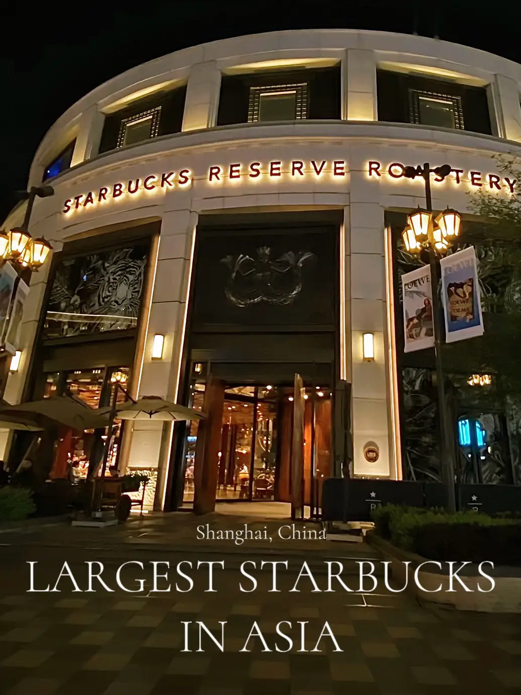 ASIA'S LARGEST STARBUCKS RESERVE ⁉️ | Valerie Wangが投稿した