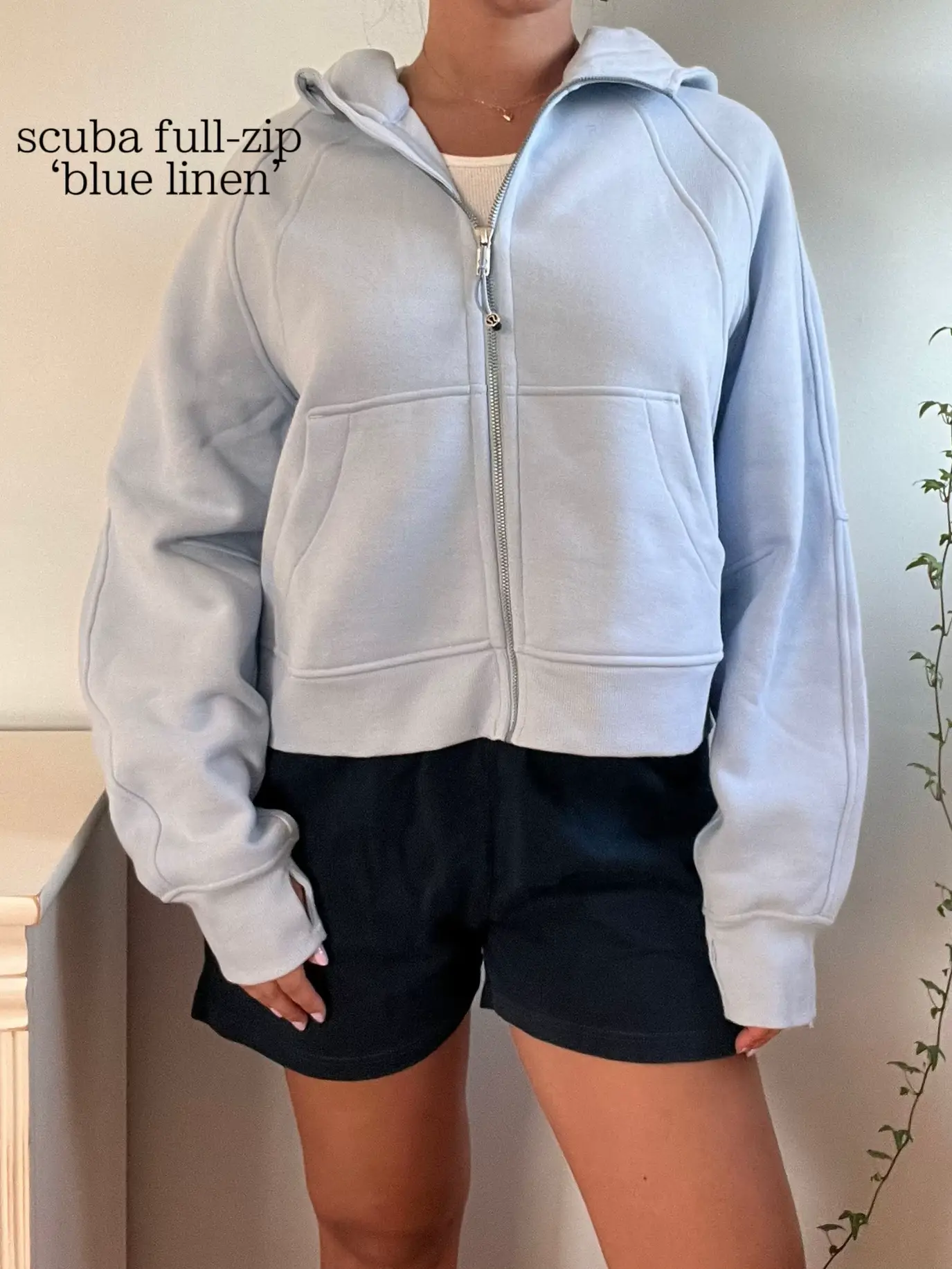 I bring thee another Lululemon dupe from . 😜 This jacket from   ($48) is a dead match to the lululemon scuba hoodie which