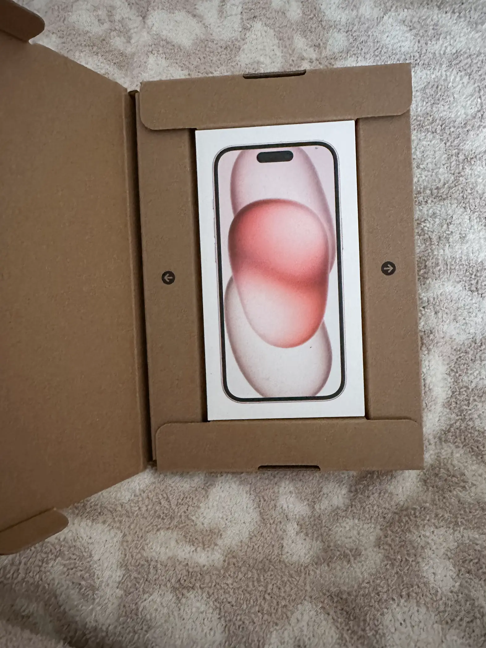 PINK iphone 15 plus unboxing, hands on + iOS 17 customisation ⋆˚✿˖° 