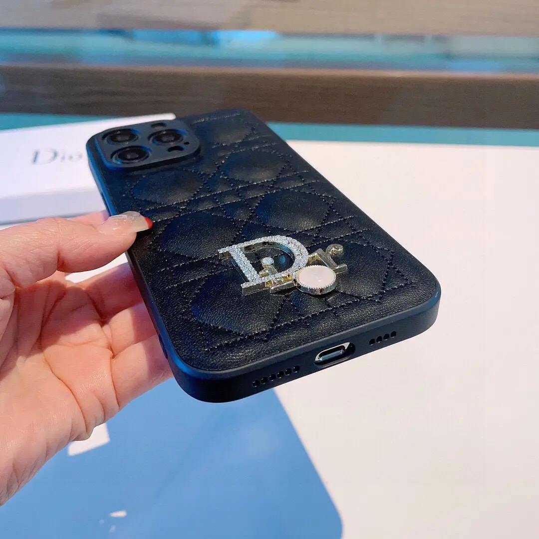 最終値下げ】CHRISTIAN DIOR 人気極美品、ケースケースです iPhone14