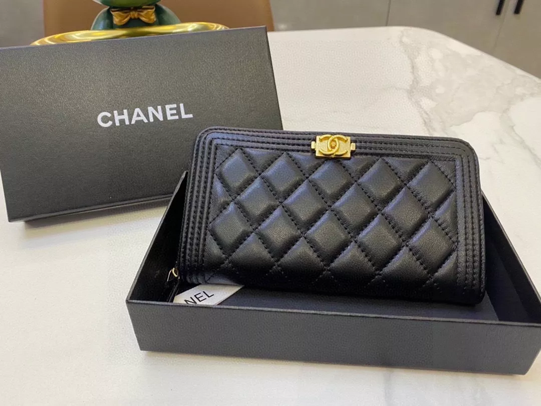 CHANEL🎀#財布です | Juliaが投稿したフォトブック | Lemon8 