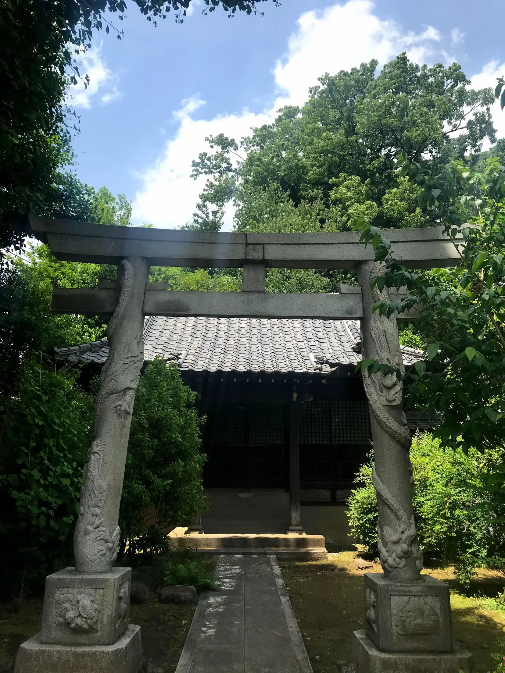 高円寺の氷川神社⛩の近くのお寺 | Shino.369が投稿したフォトブック ...