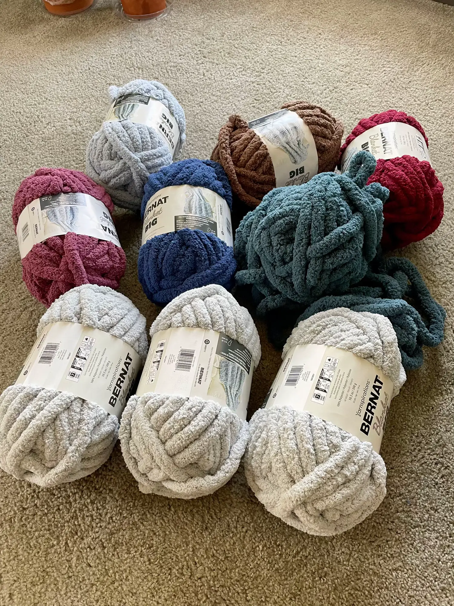 Tutorial: How to Make ~Extra Chunky~ Yarn! (Bernat Blanket Big Dupe out of  Bernat Blanket Extra) 