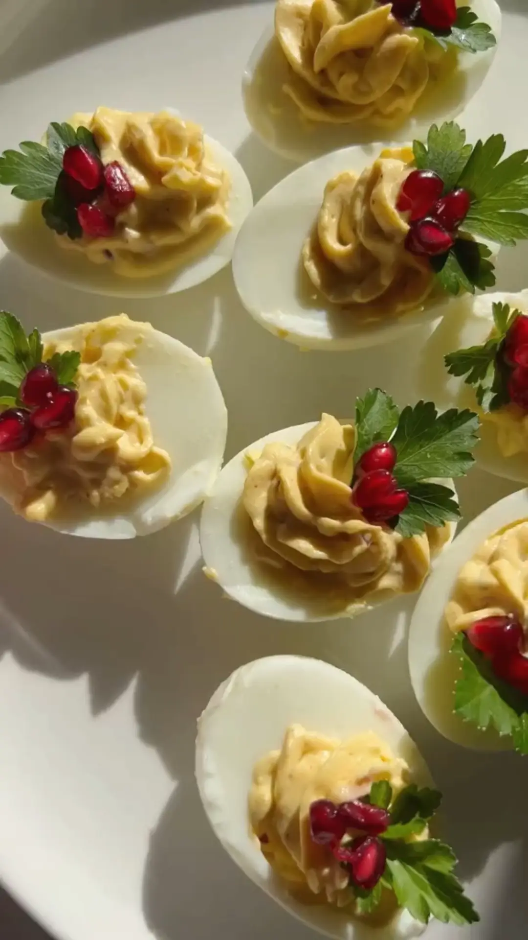 Christmas Deviled Eggs - Chef Savvy