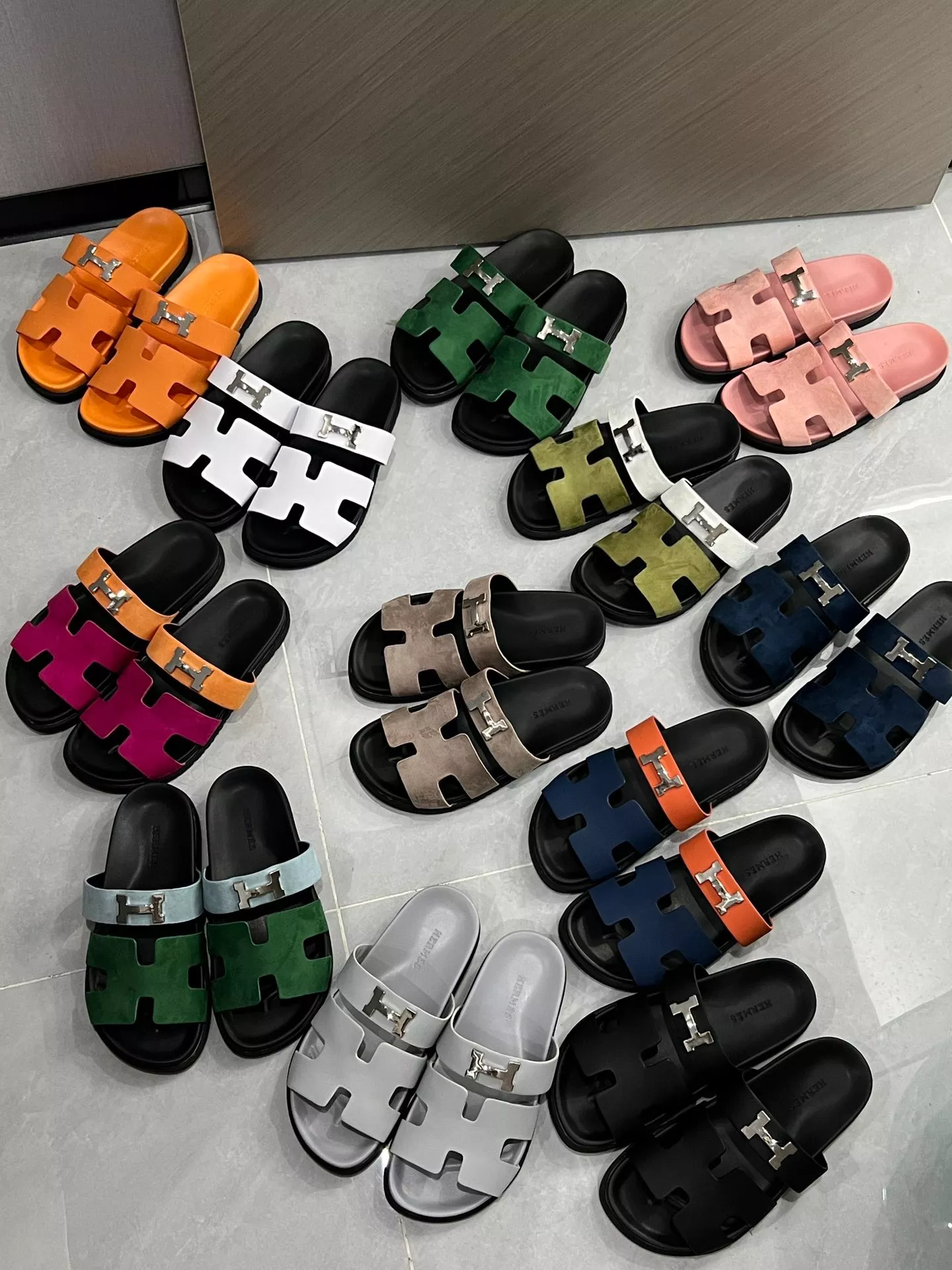 2024年のHermès Sandals for Summerのアイデア20選